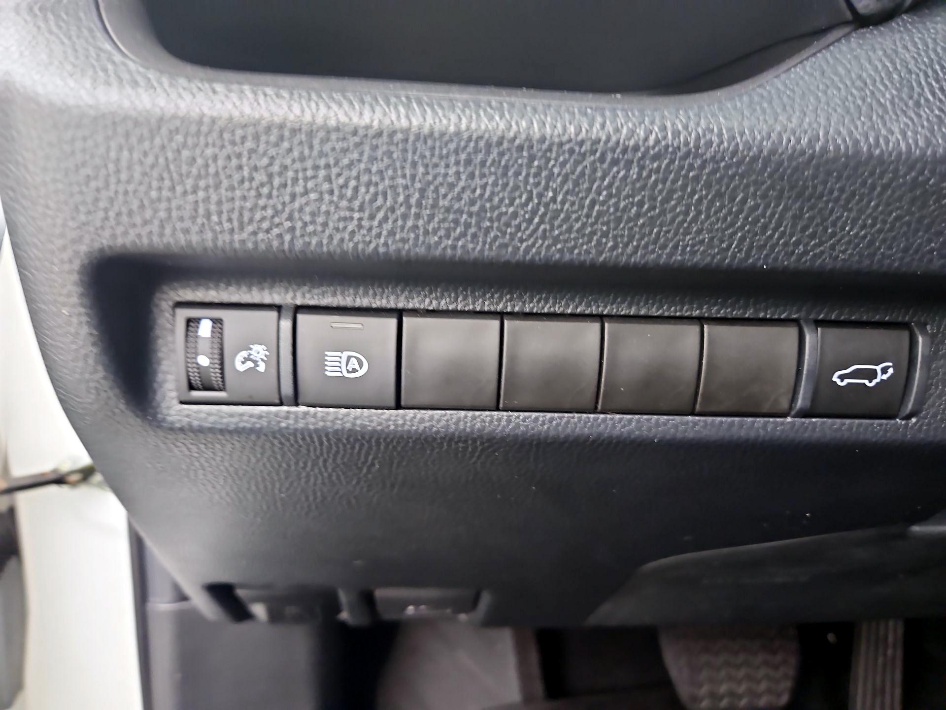 Thumbnail: 2023 Toyota RAV4 - 13