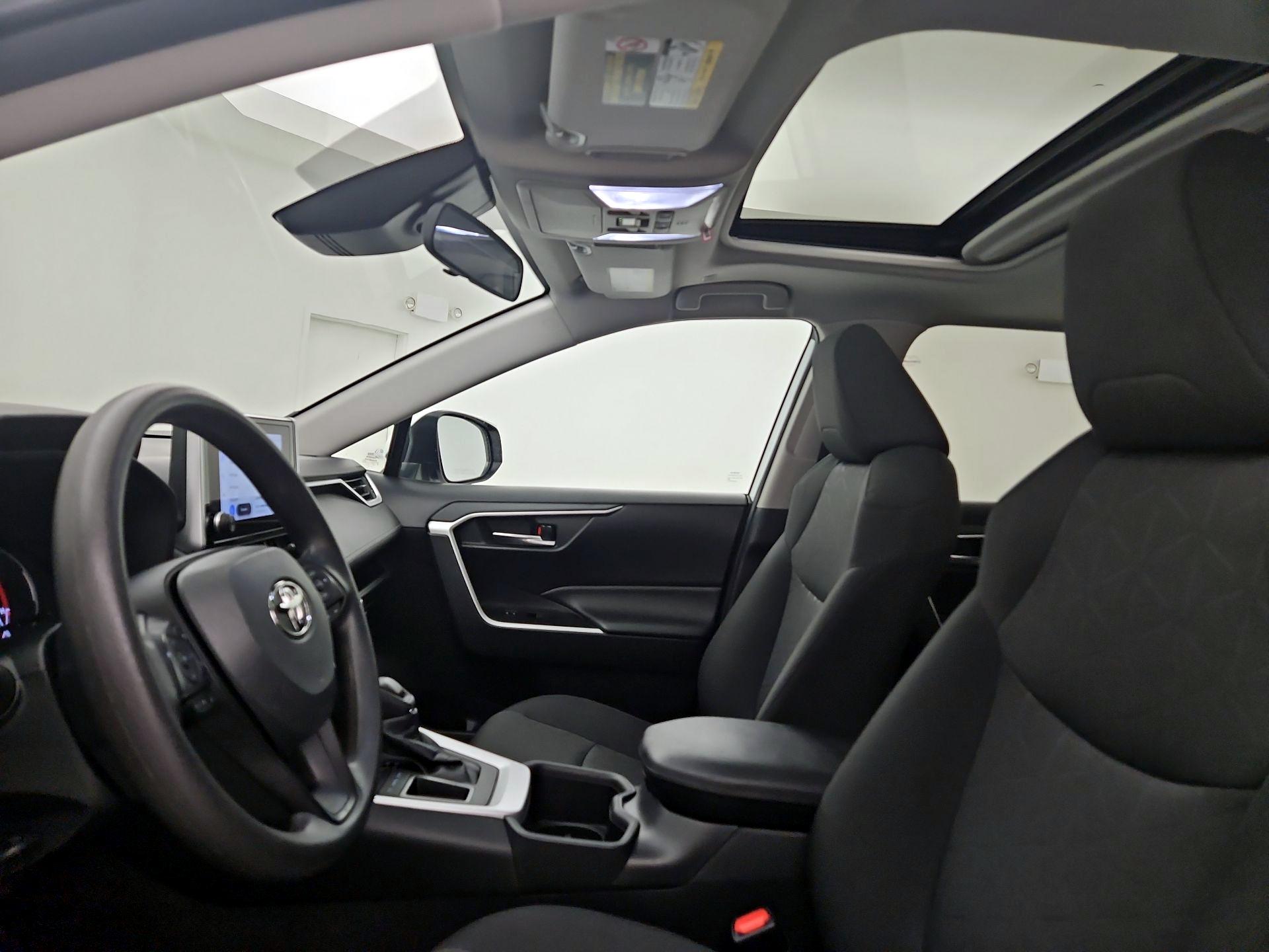 Thumbnail: 2023 Toyota RAV4 - 19