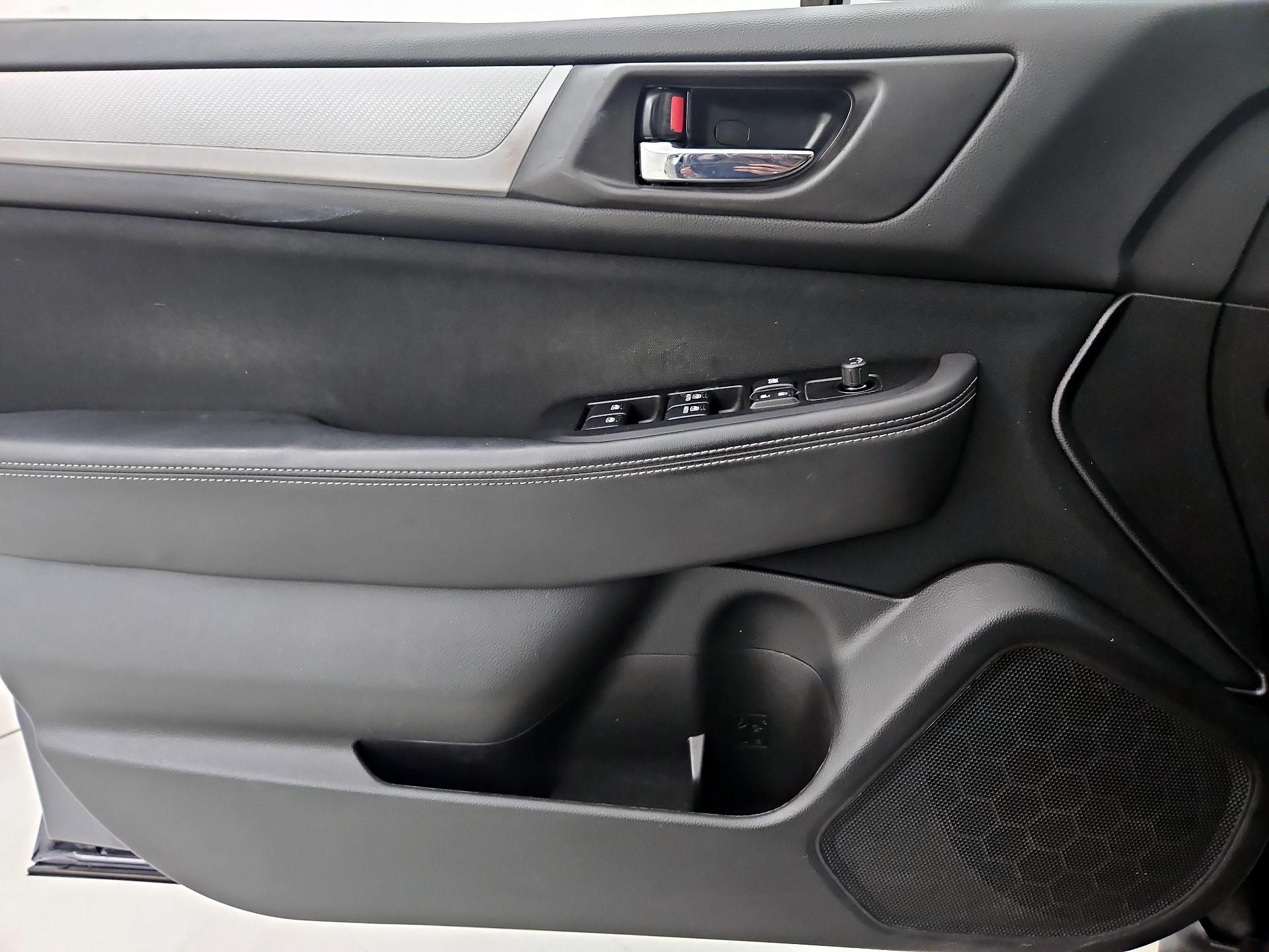 Thumbnail: 2017 Subaru Outback - 12