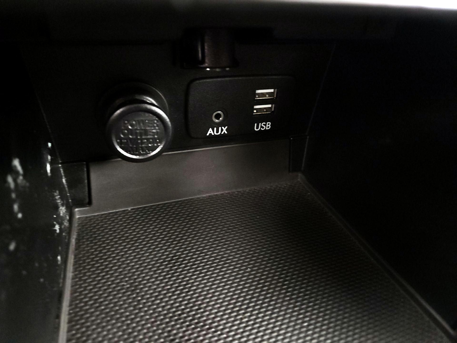 Thumbnail: 2017 Subaru Outback - 18