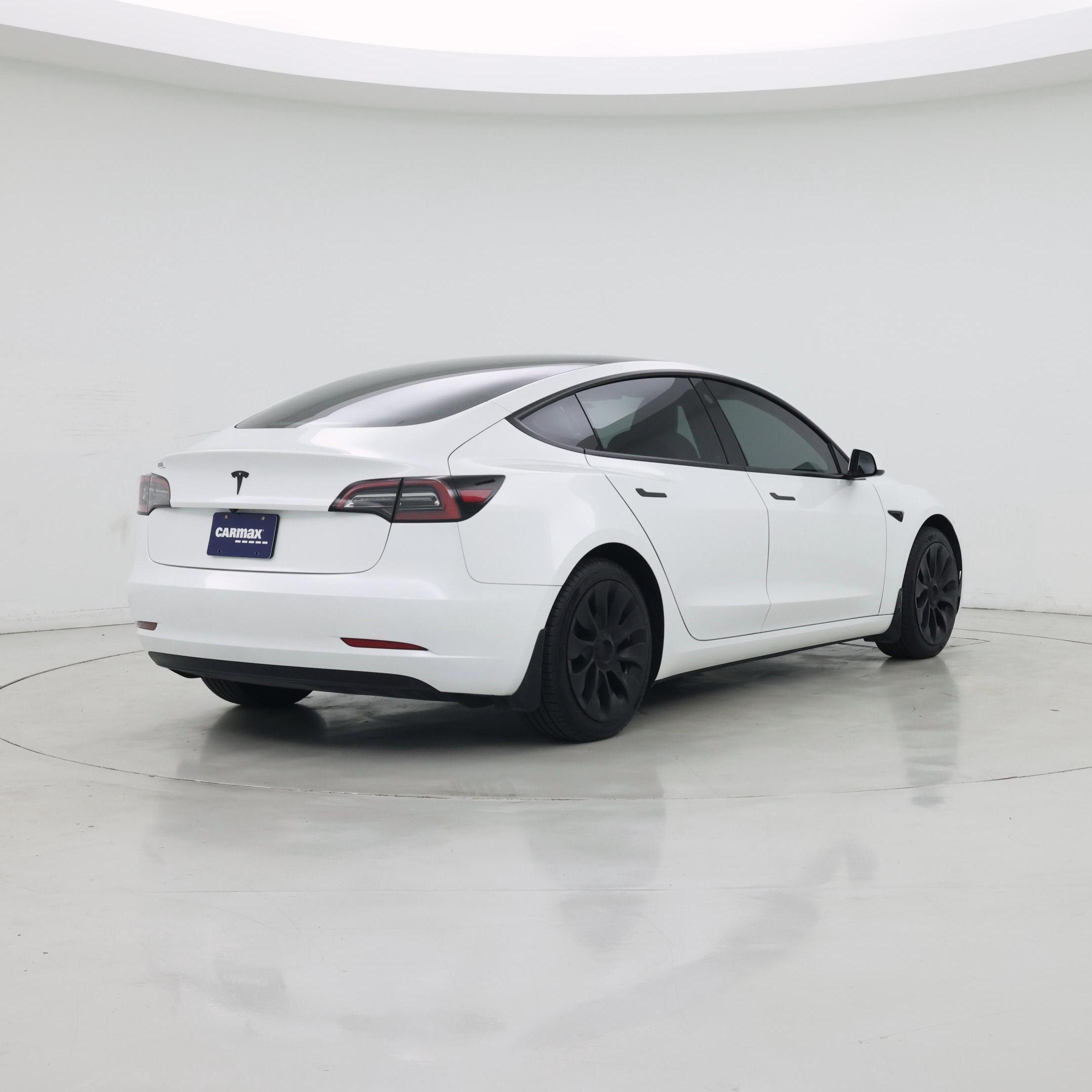 Thumbnail: 2023 Tesla Model 3 - 8