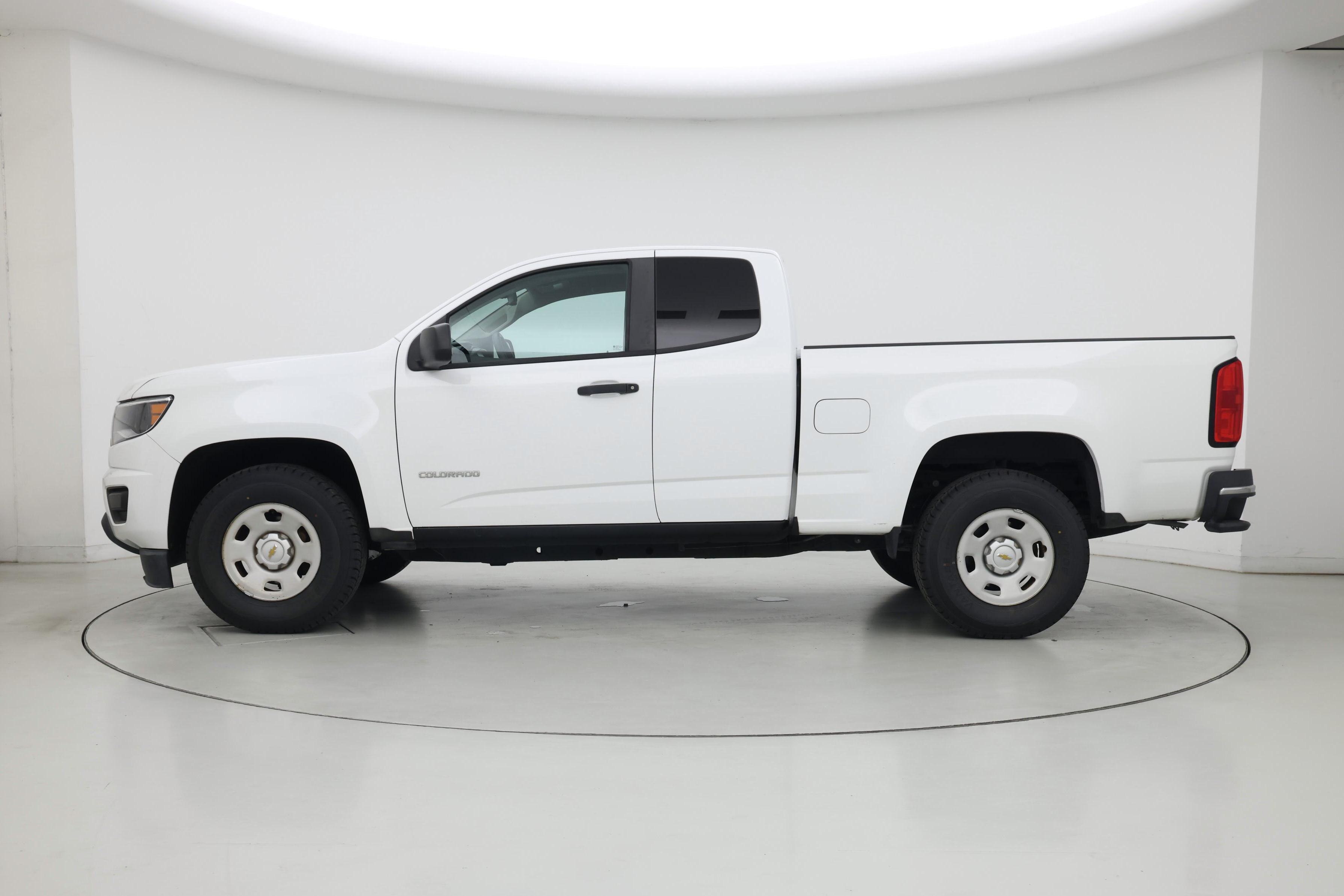 Thumbnail: 2016 Chevrolet Colorado - 3