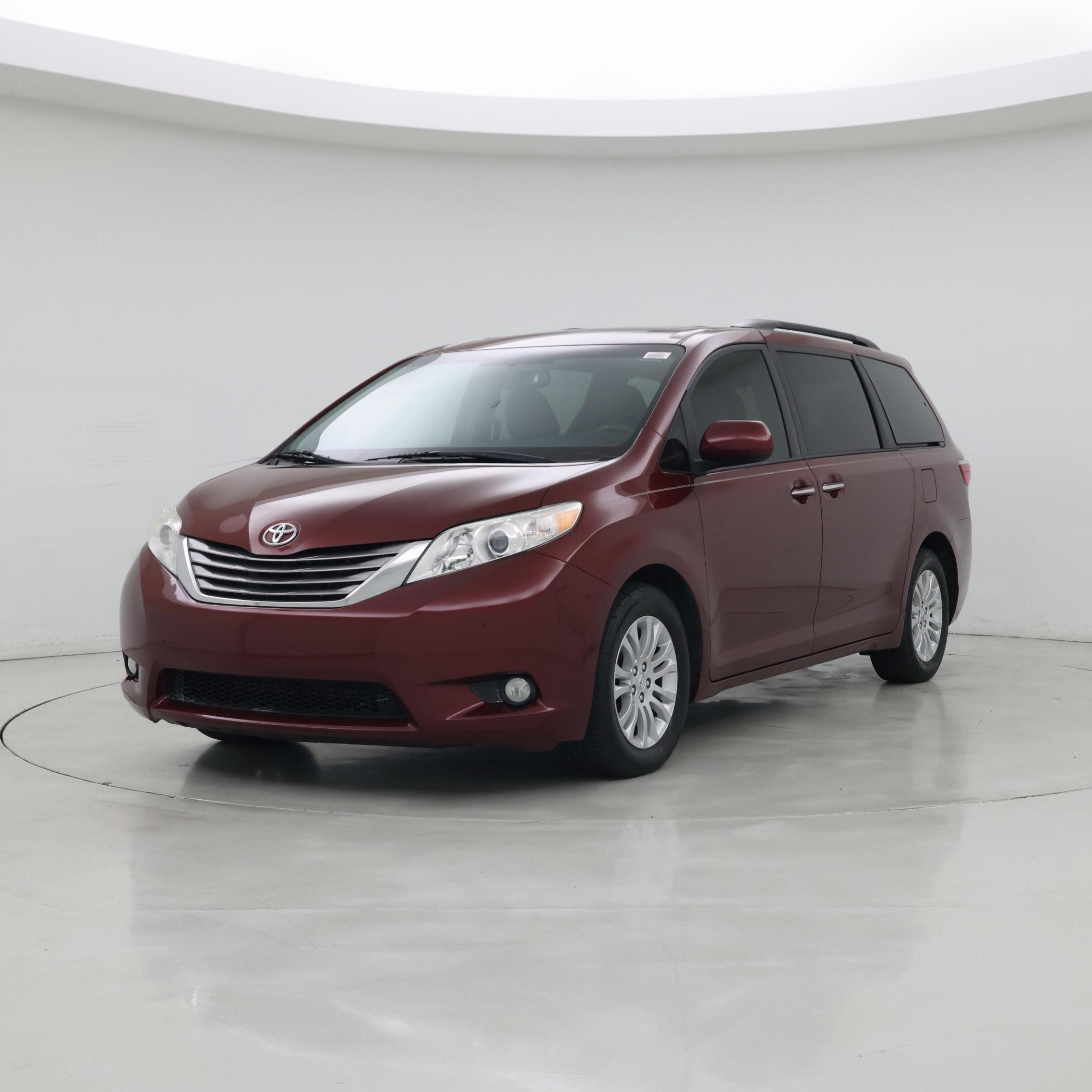 Thumbnail: 2017 Toyota Sienna - 4