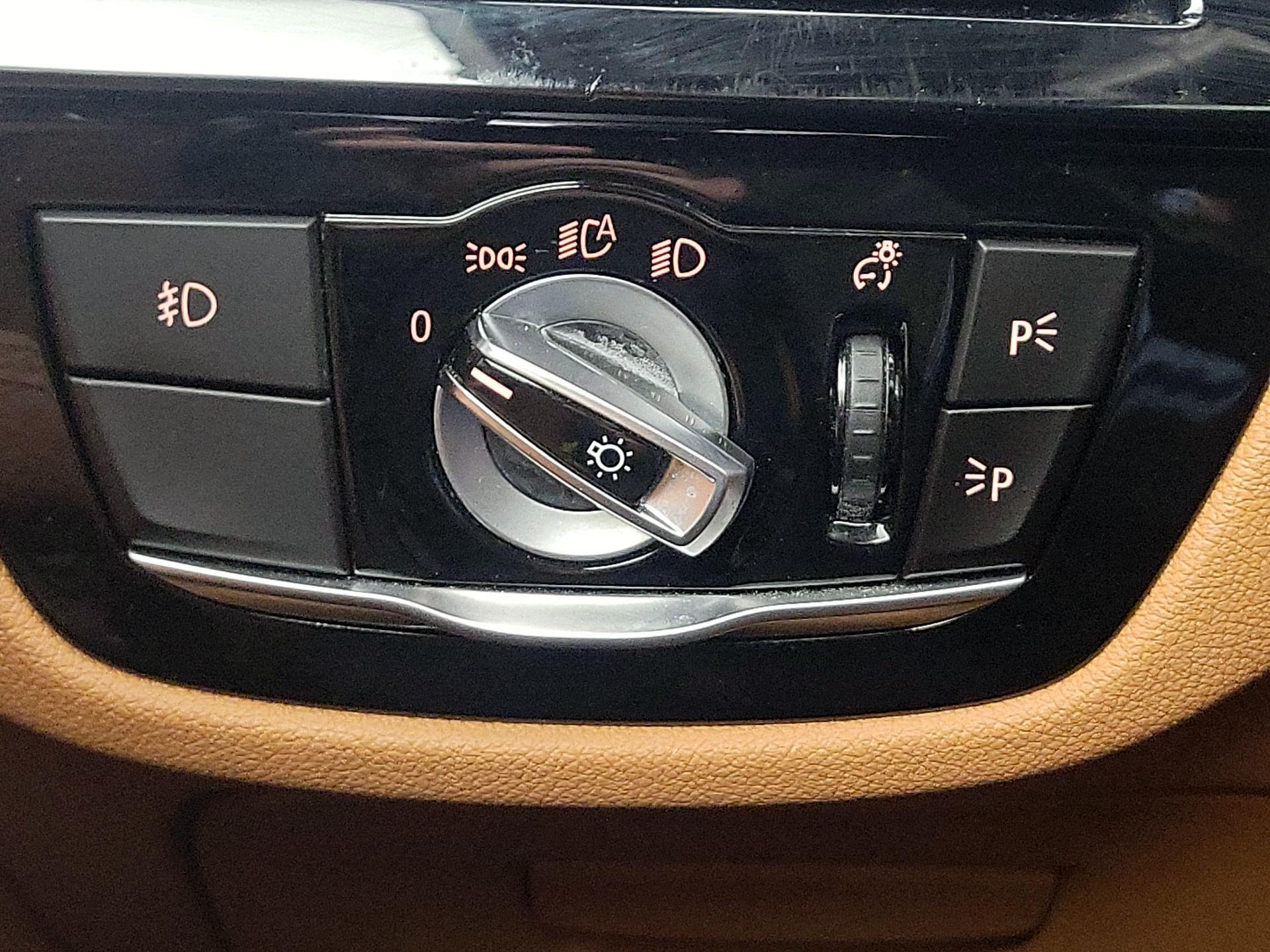 Thumbnail: 2019 BMW 5 Series - 13