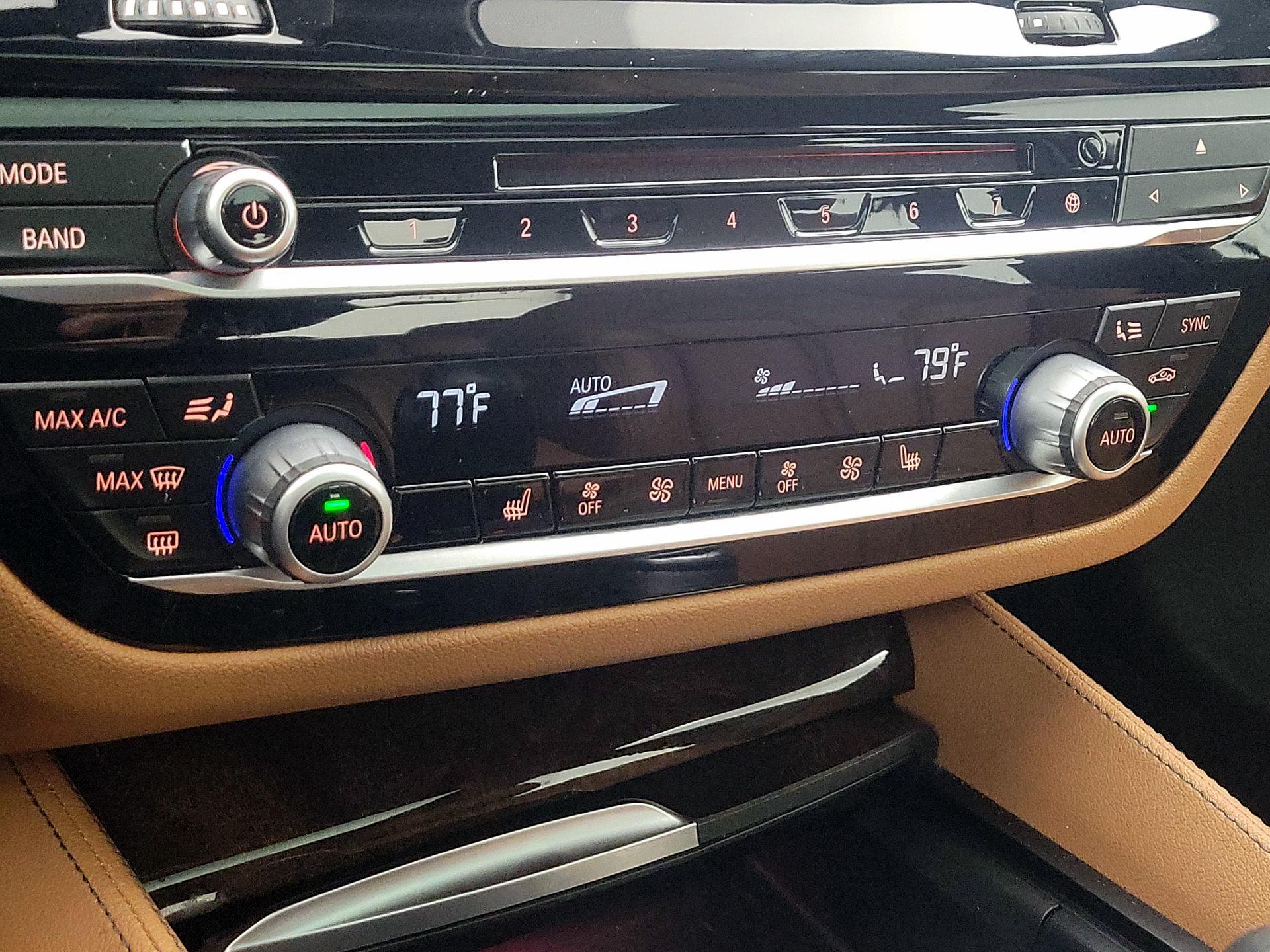 Thumbnail: 2019 BMW 5 Series - 17