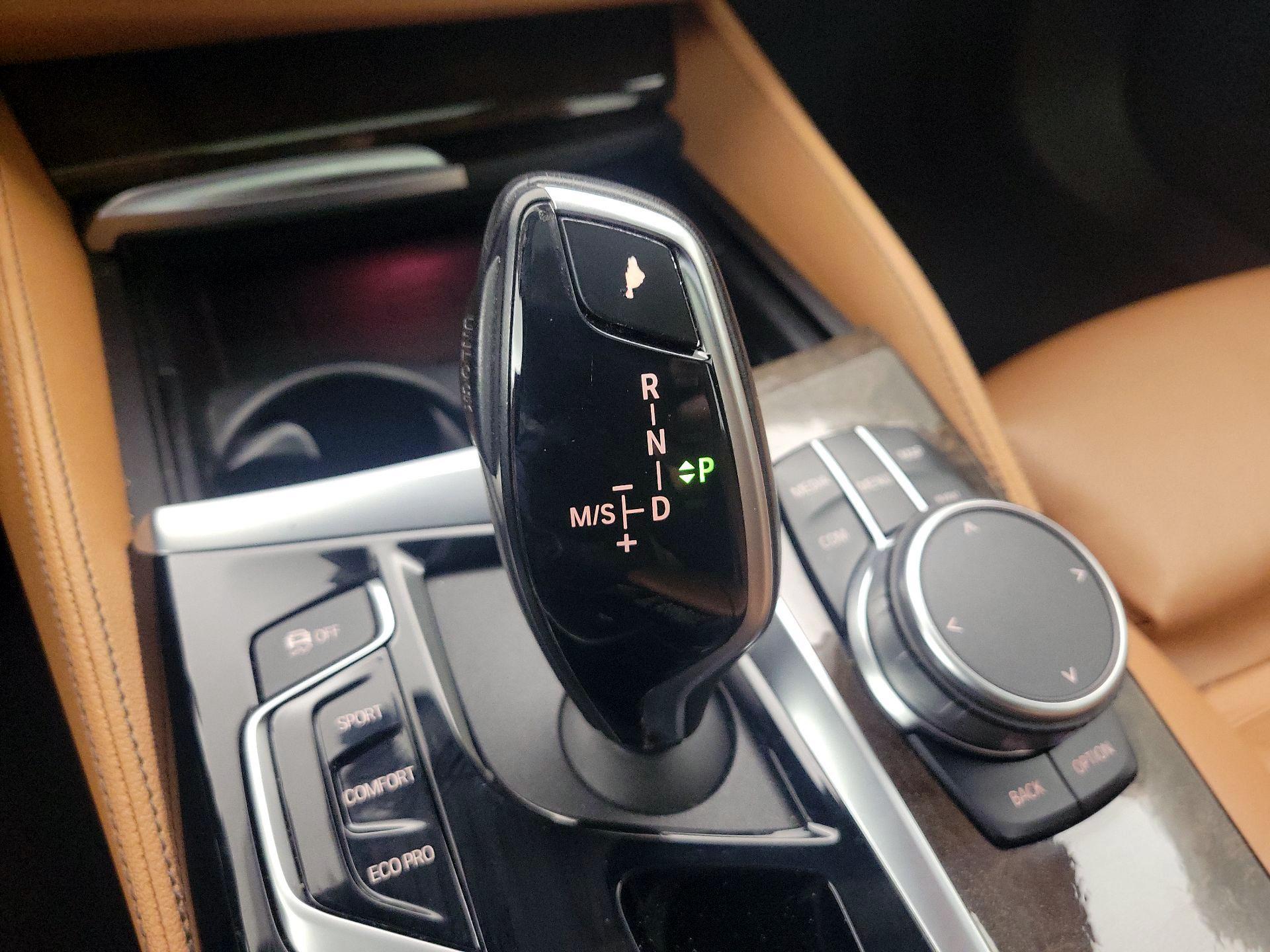 Thumbnail: 2019 BMW 5 Series - 18