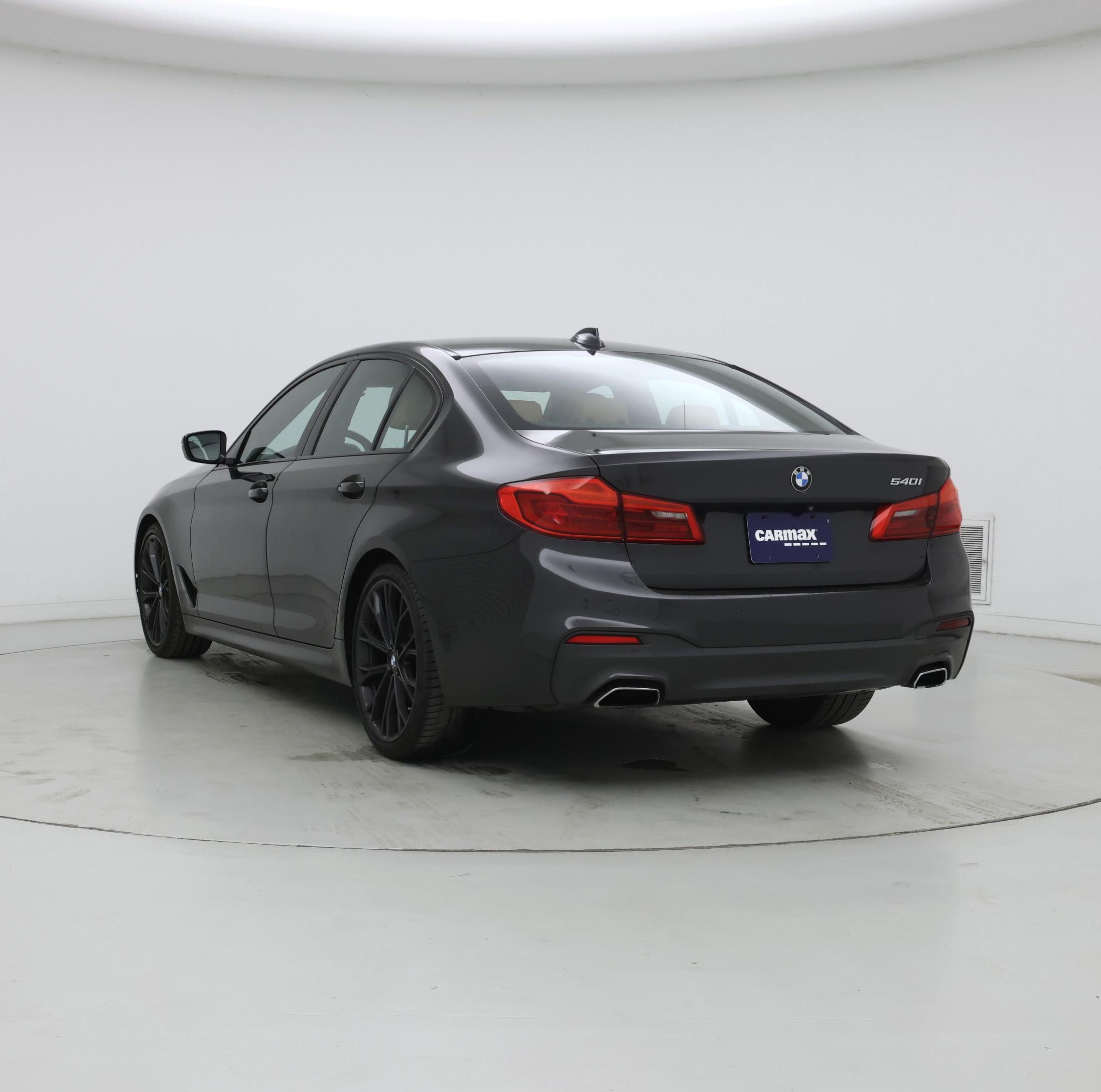 Thumbnail: 2019 BMW 5 Series - 2