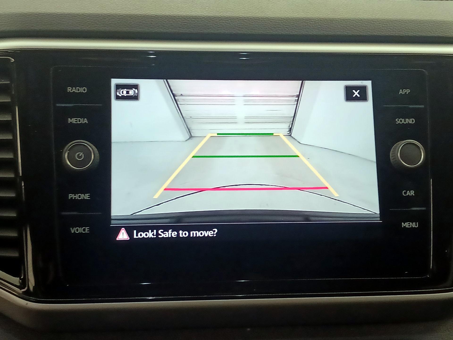 Thumbnail: 2023 Volkswagen Atlas - 14