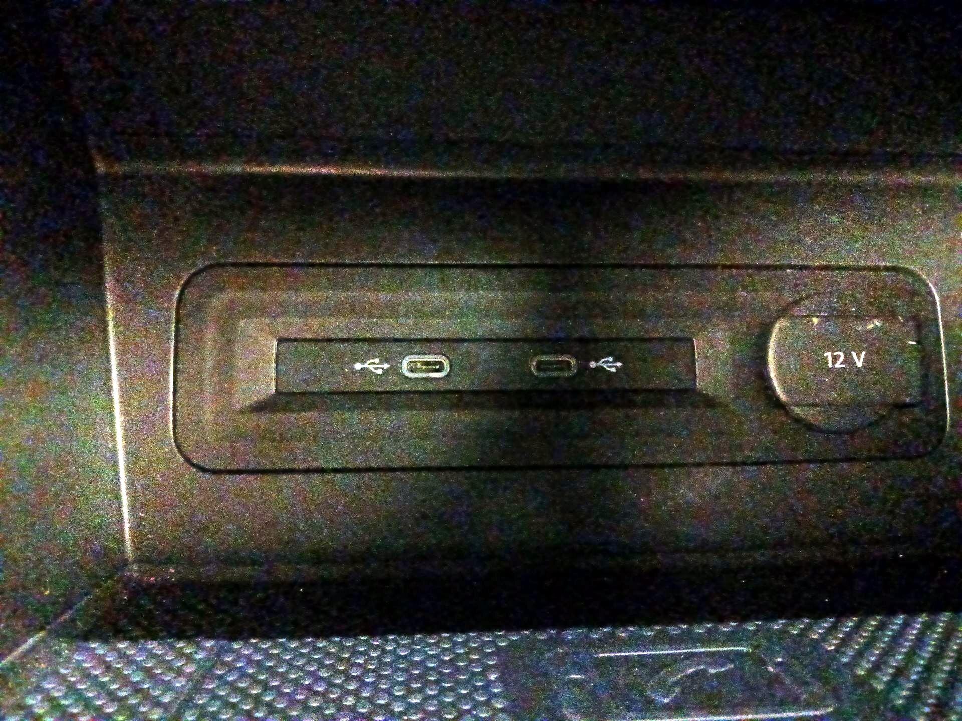 Thumbnail: 2023 Volkswagen Atlas - 18