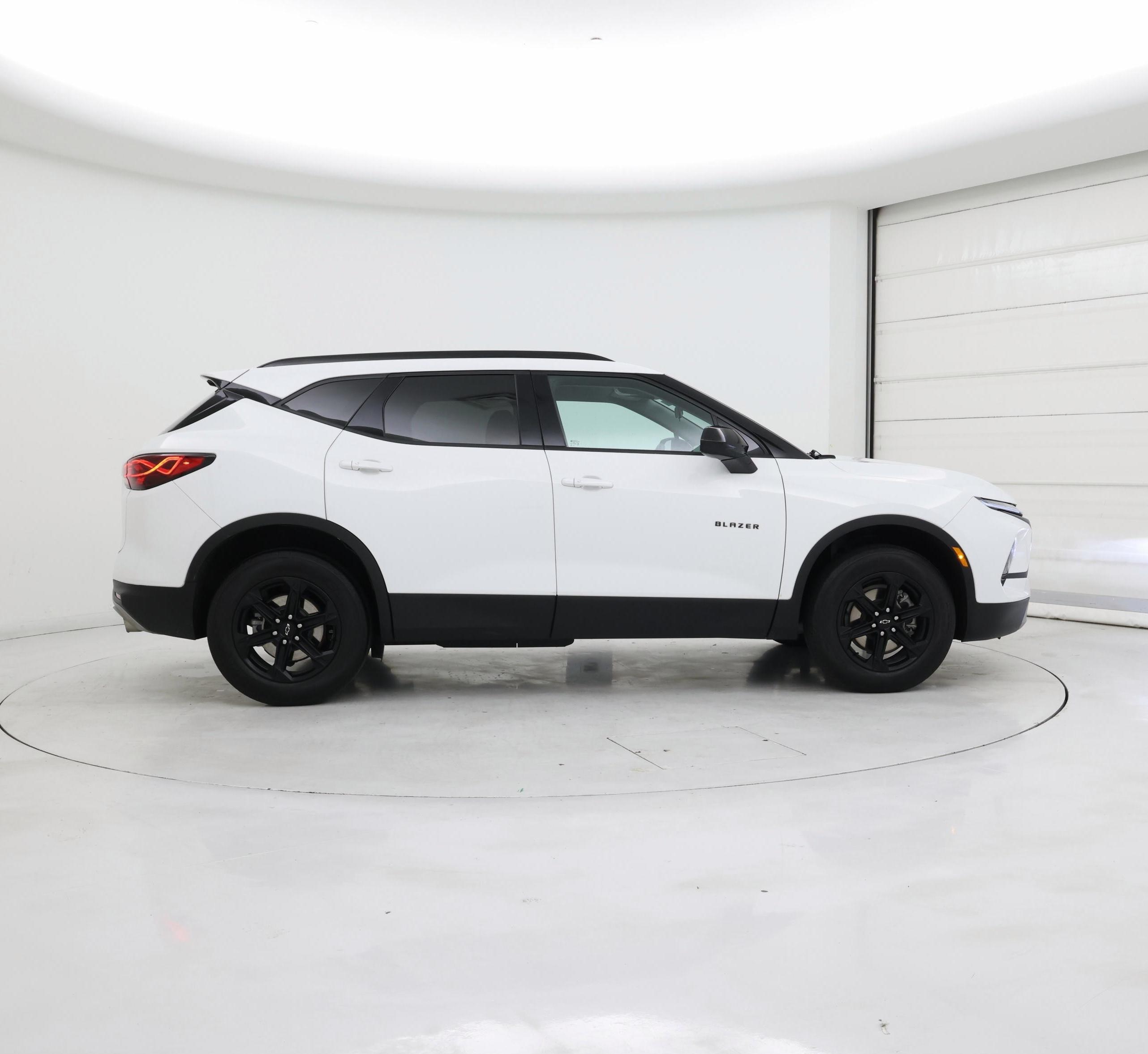 Thumbnail: 2023 Chevrolet Blazer - 7