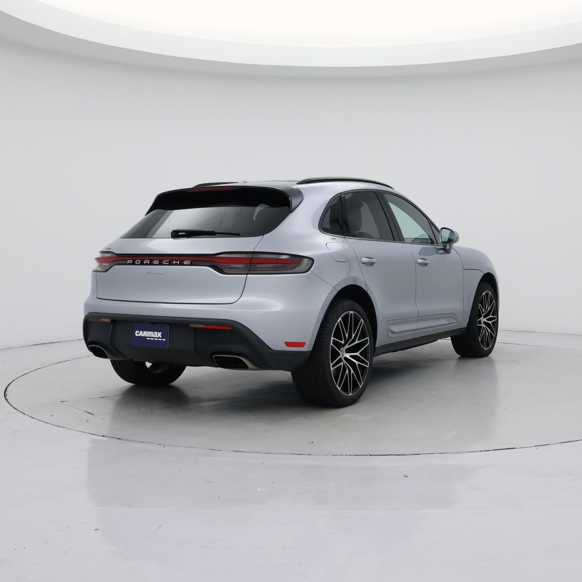 Thumbnail: 2022 Porsche Macan - 8