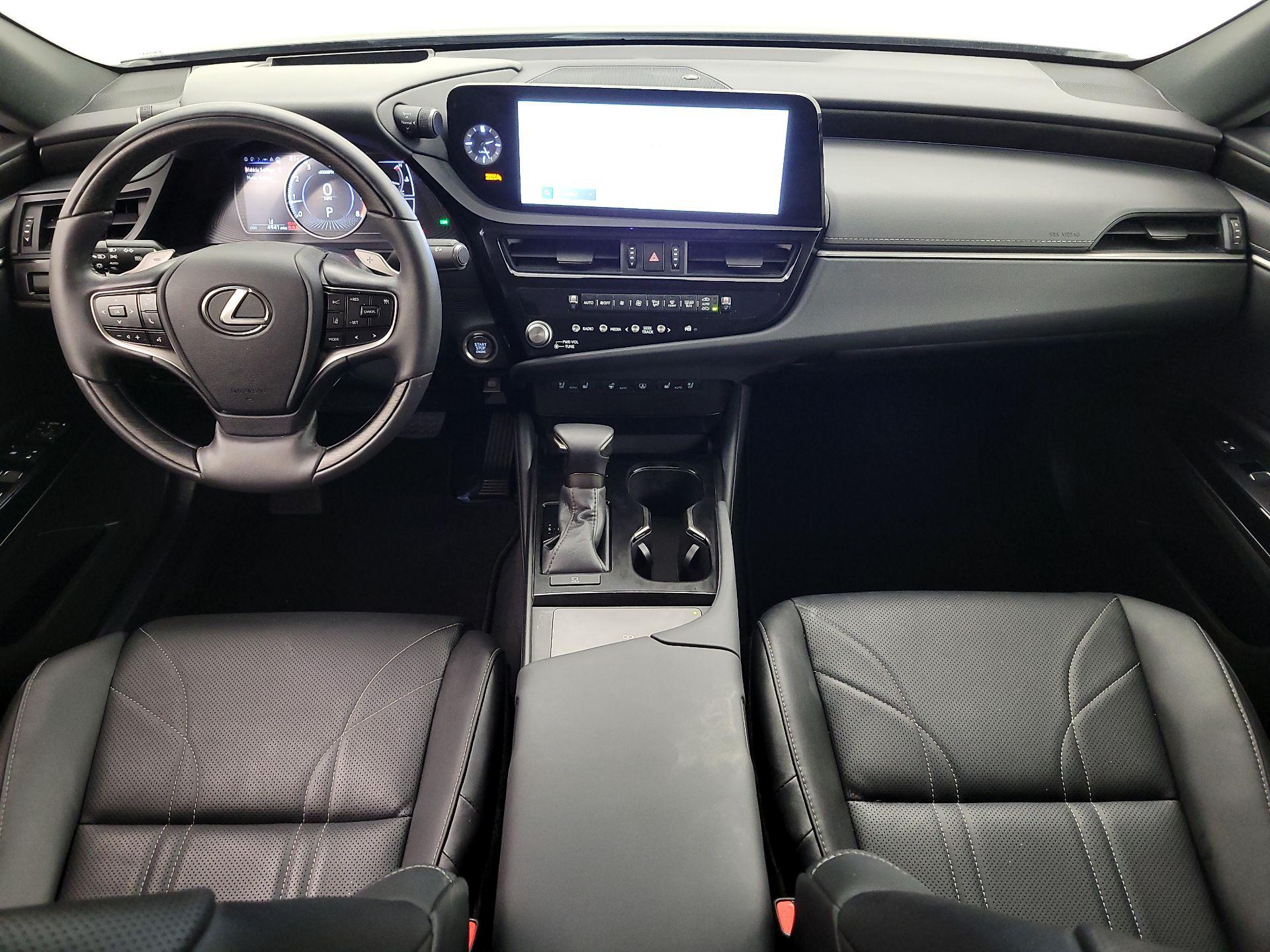 Thumbnail: 2024 Lexus ES - 9