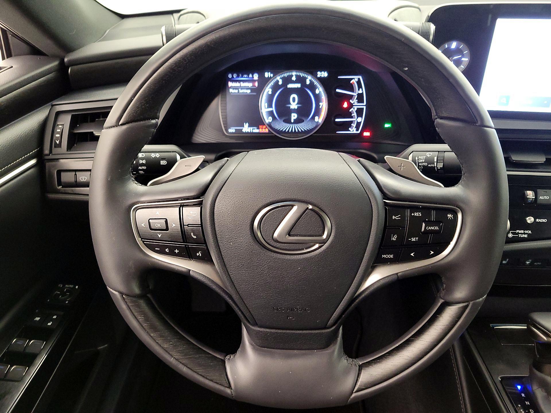 Thumbnail: 2024 Lexus ES - 10