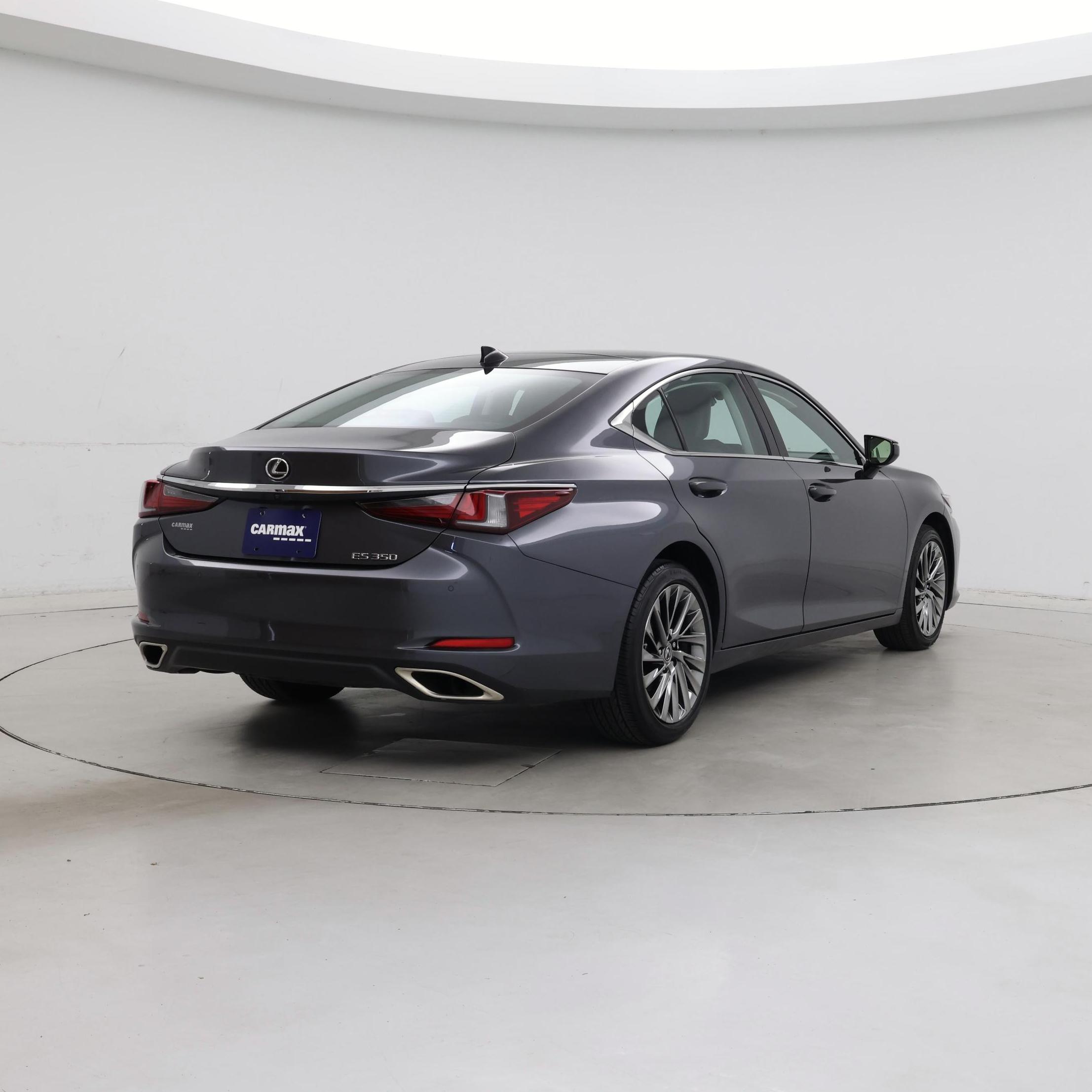 Thumbnail: 2024 Lexus ES - 8