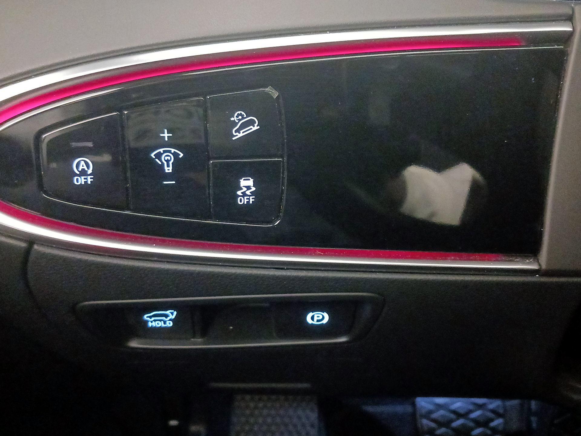 Thumbnail: 2023 Genesis GV70 - 13