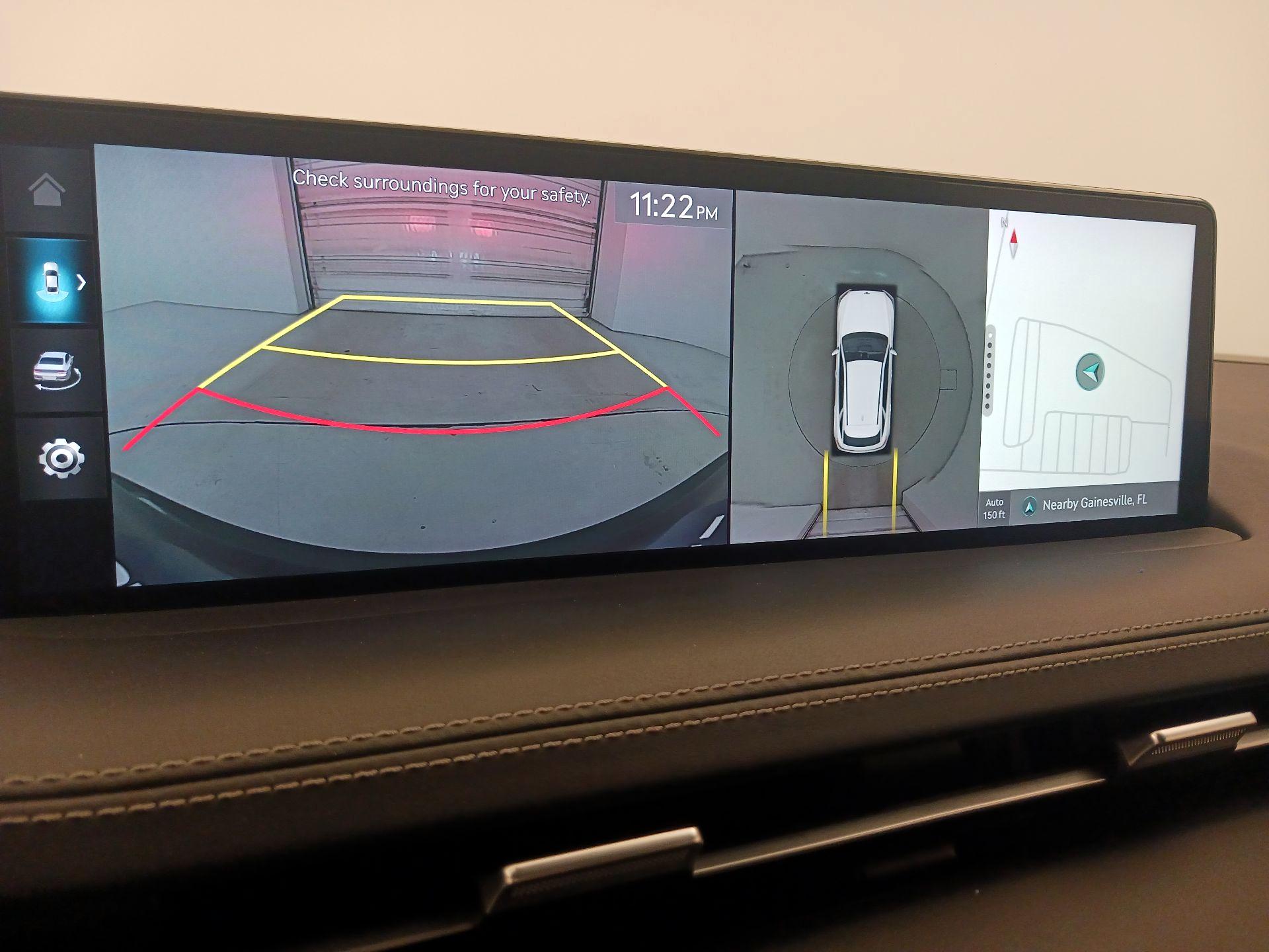 Thumbnail: 2023 Genesis GV70 - 15