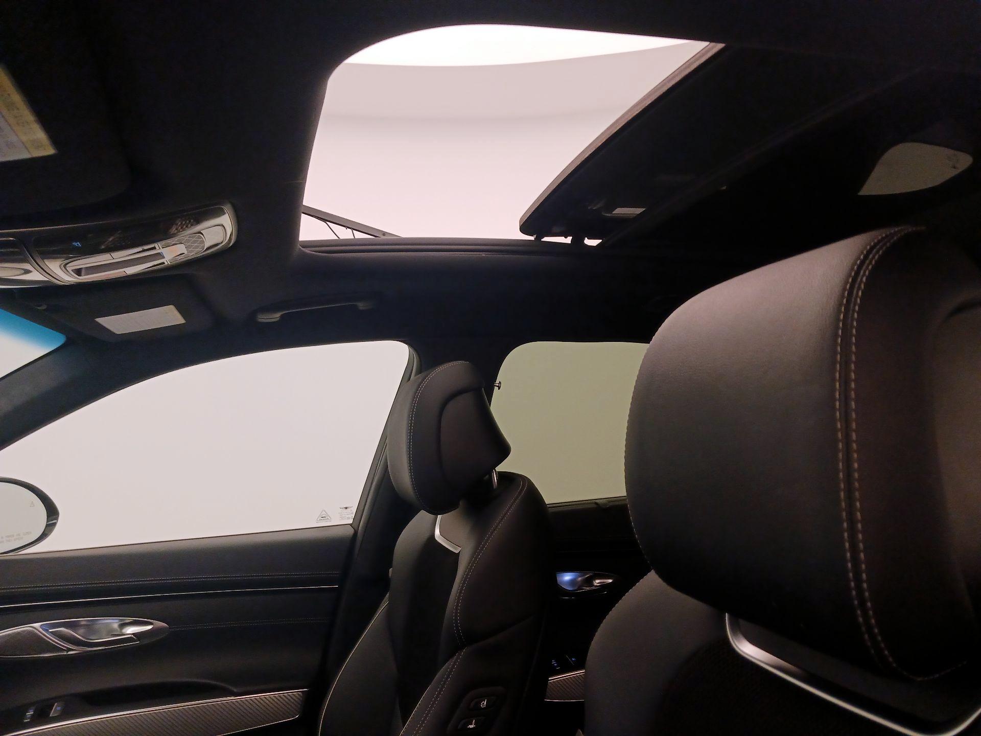 Thumbnail: 2023 Genesis GV70 - 20