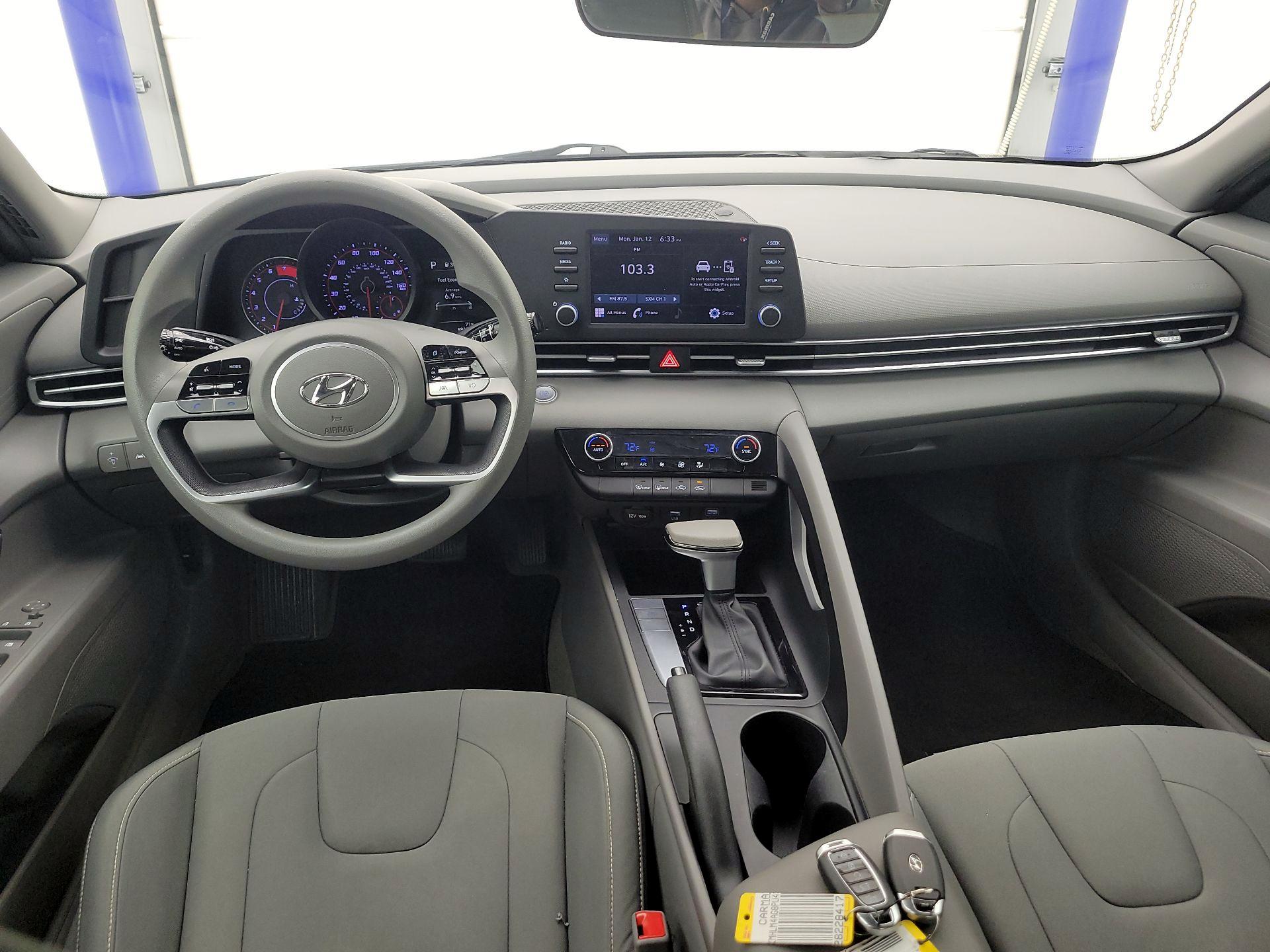 Thumbnail: 2023 Hyundai Elantra - 9