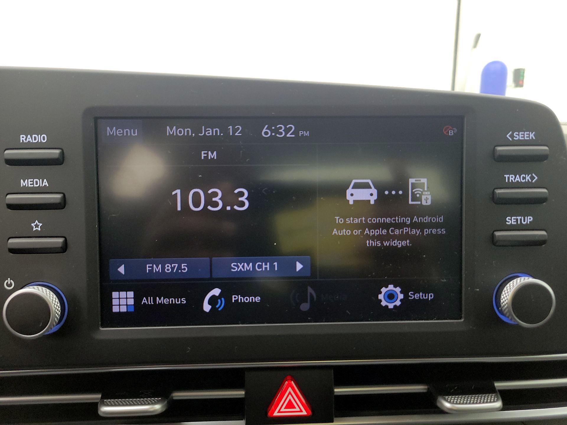 Thumbnail: 2023 Hyundai Elantra - 15