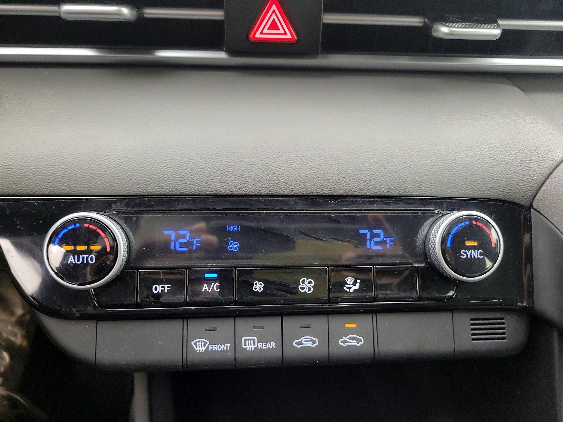 Thumbnail: 2023 Hyundai Elantra - 16