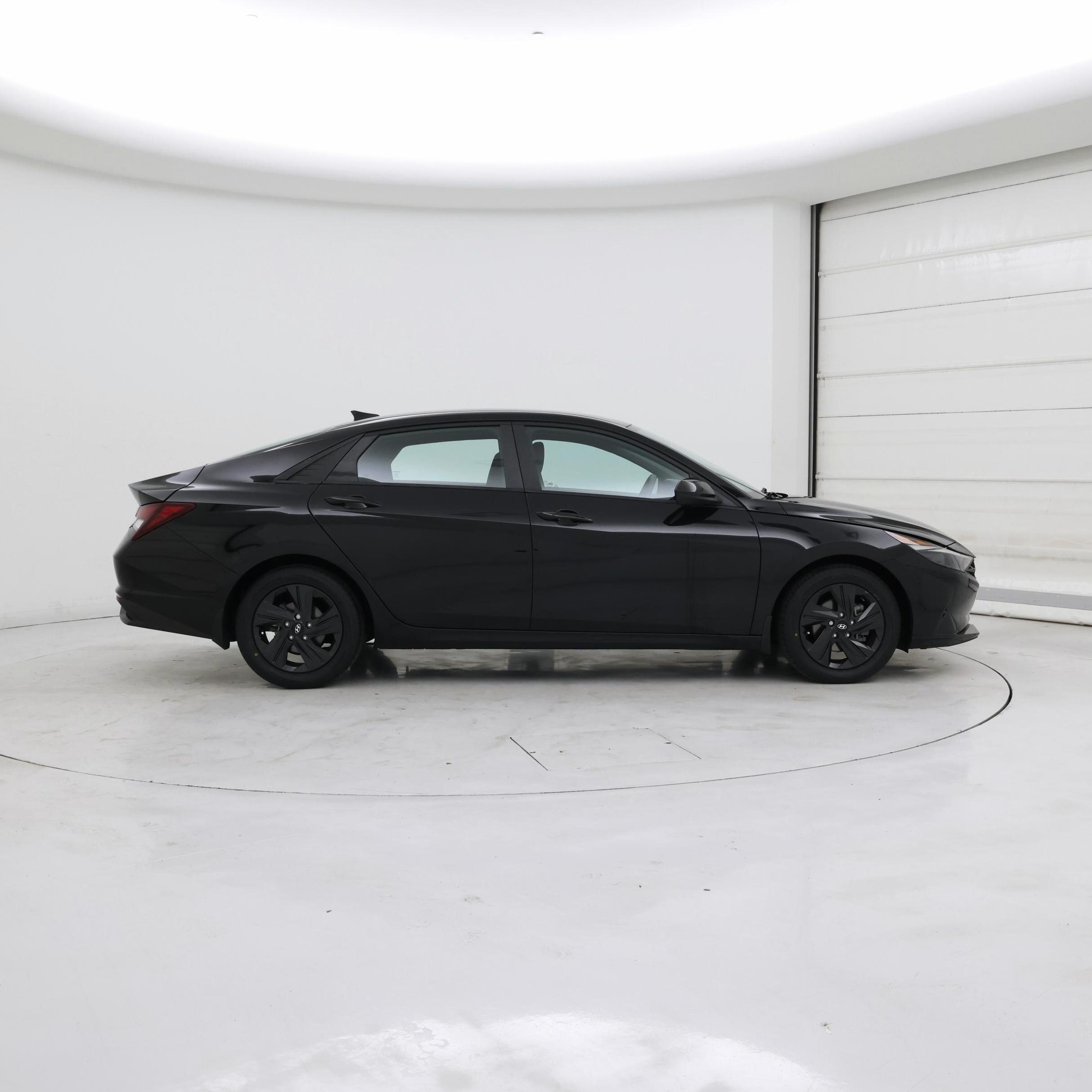 Thumbnail: 2023 Hyundai Elantra - 7