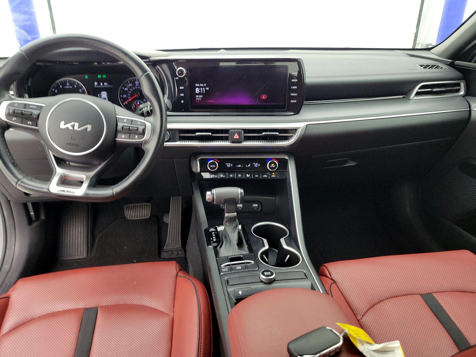 Thumbnail: 2023 Kia K5 - 9