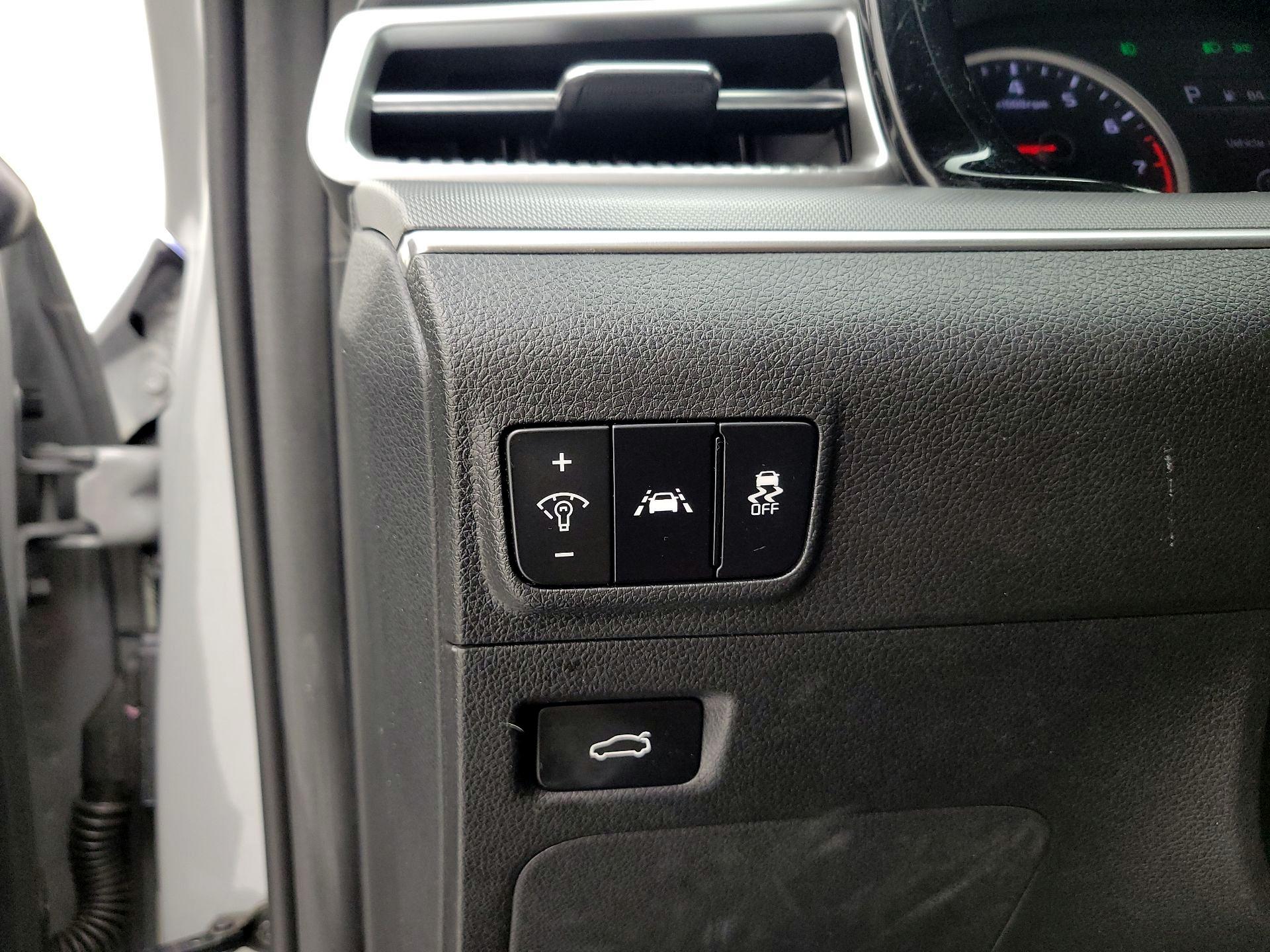 Thumbnail: 2023 Kia K5 - 13