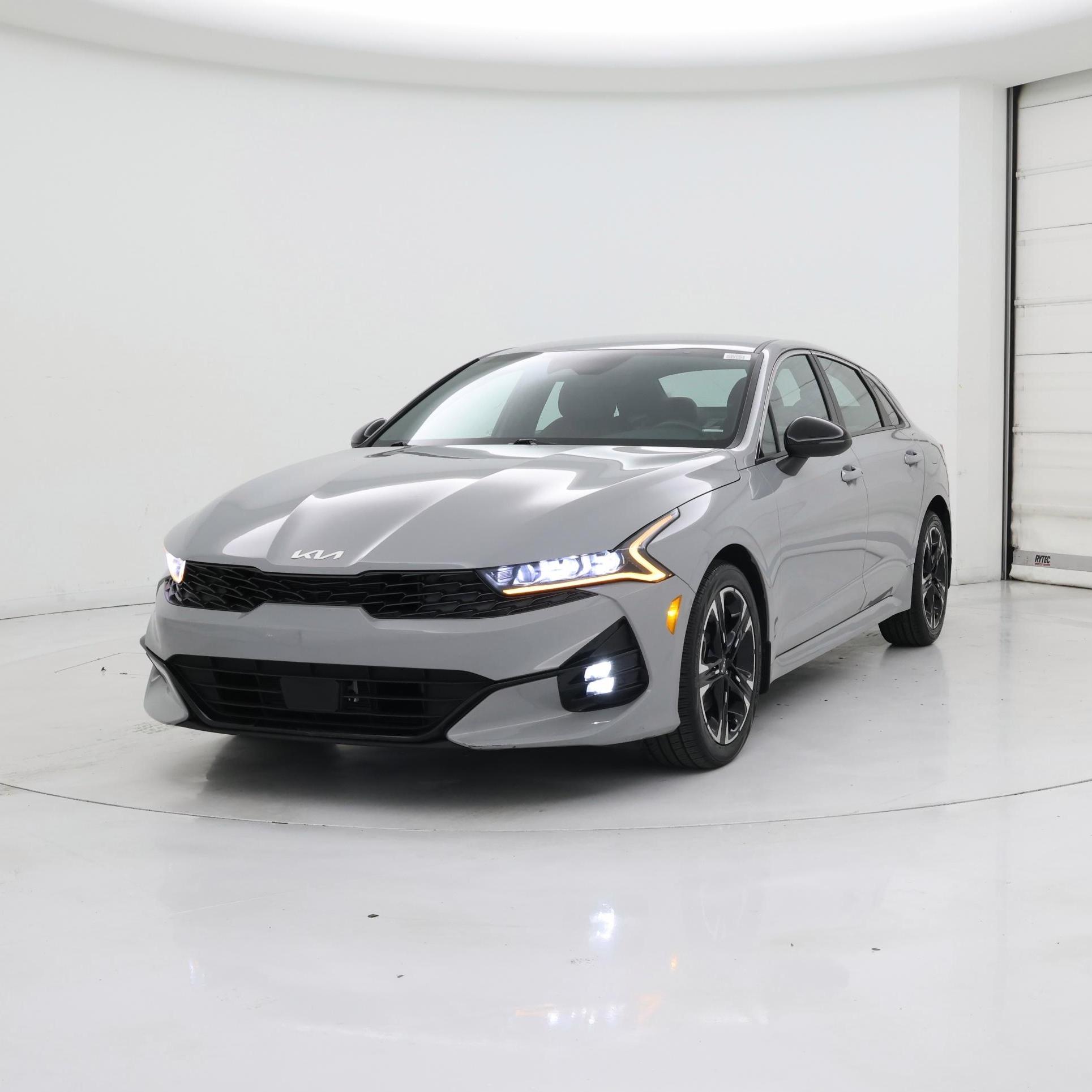 Thumbnail: 2023 Kia K5 - 4