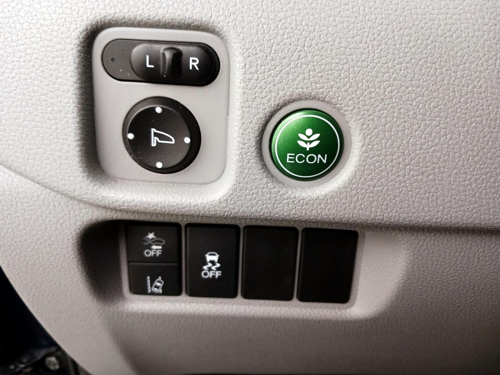 Thumbnail: 2020 Honda Pilot - 13