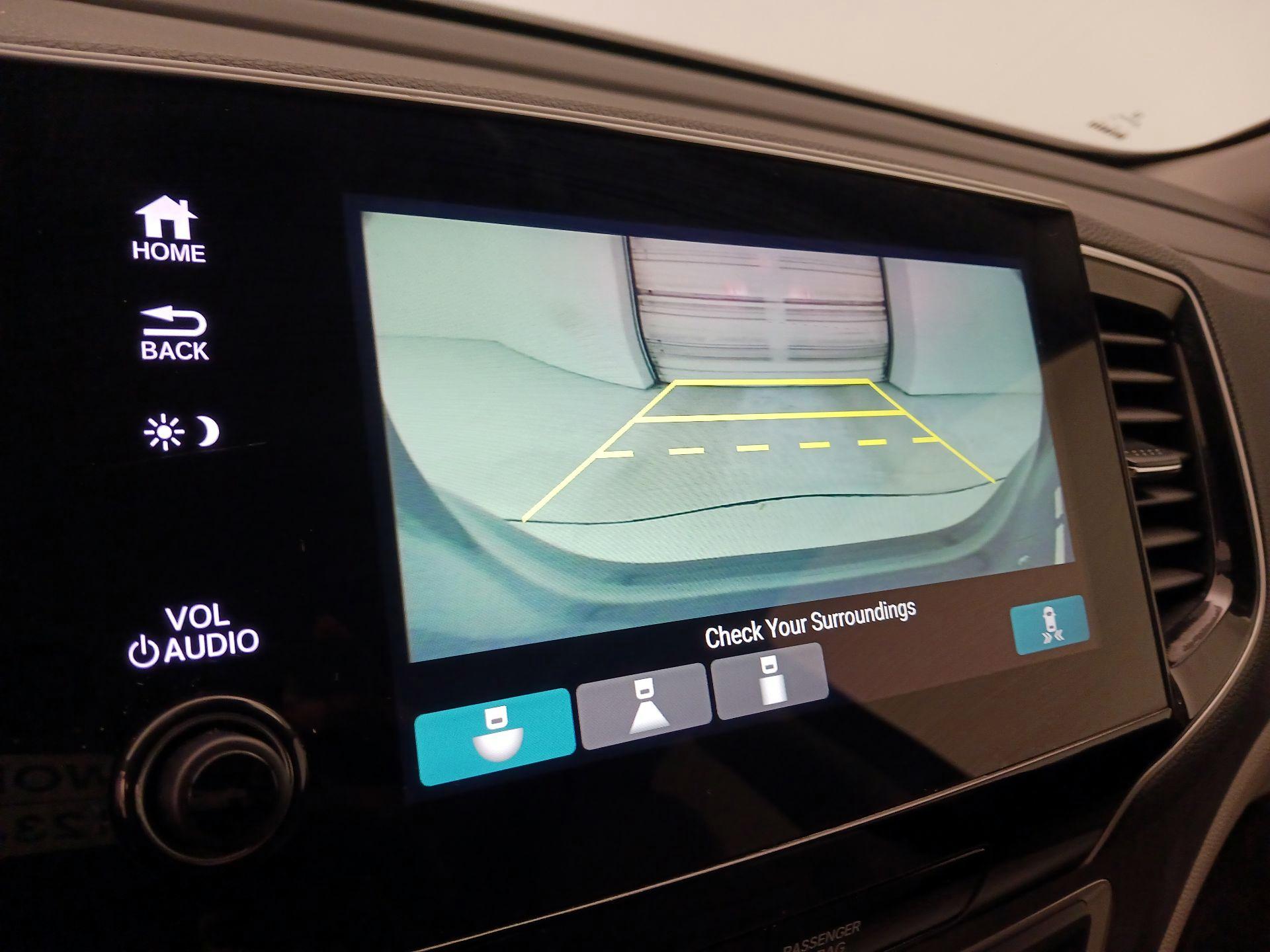 Thumbnail: 2020 Honda Pilot - 14