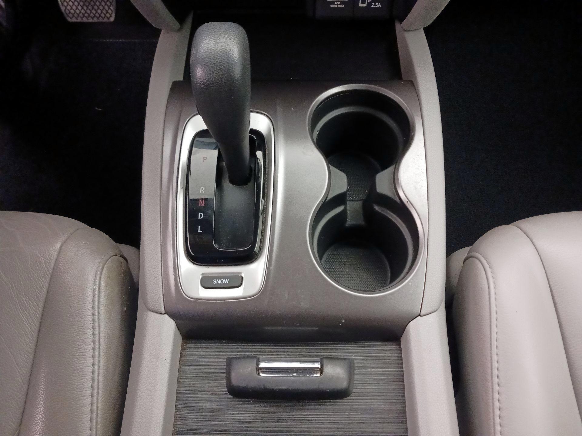 Thumbnail: 2020 Honda Pilot - 17