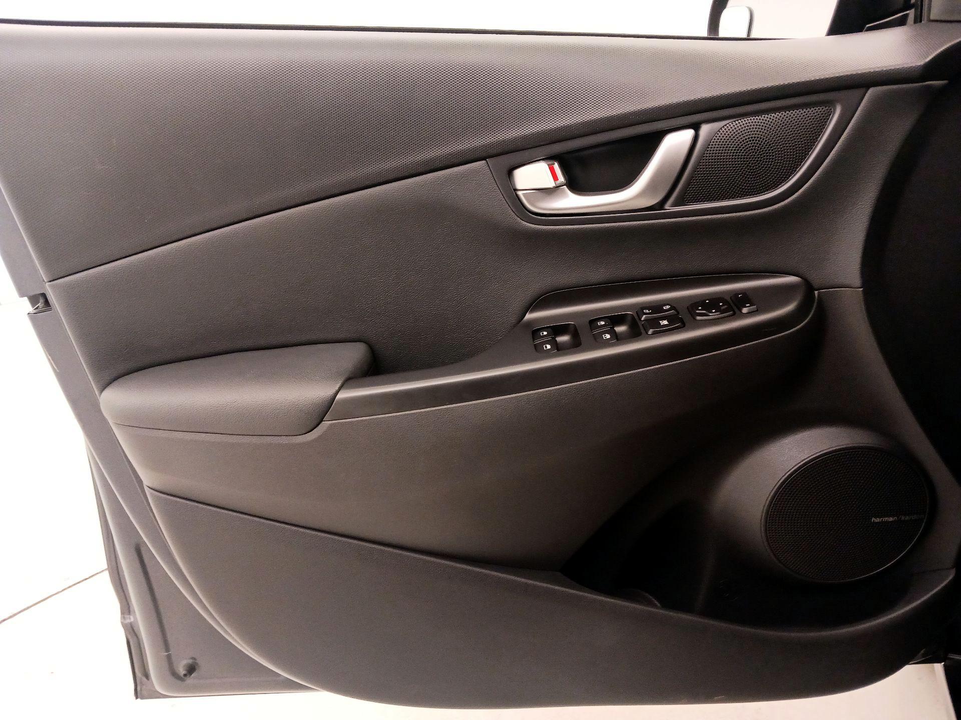 Thumbnail: 2023 Hyundai Kona - 12