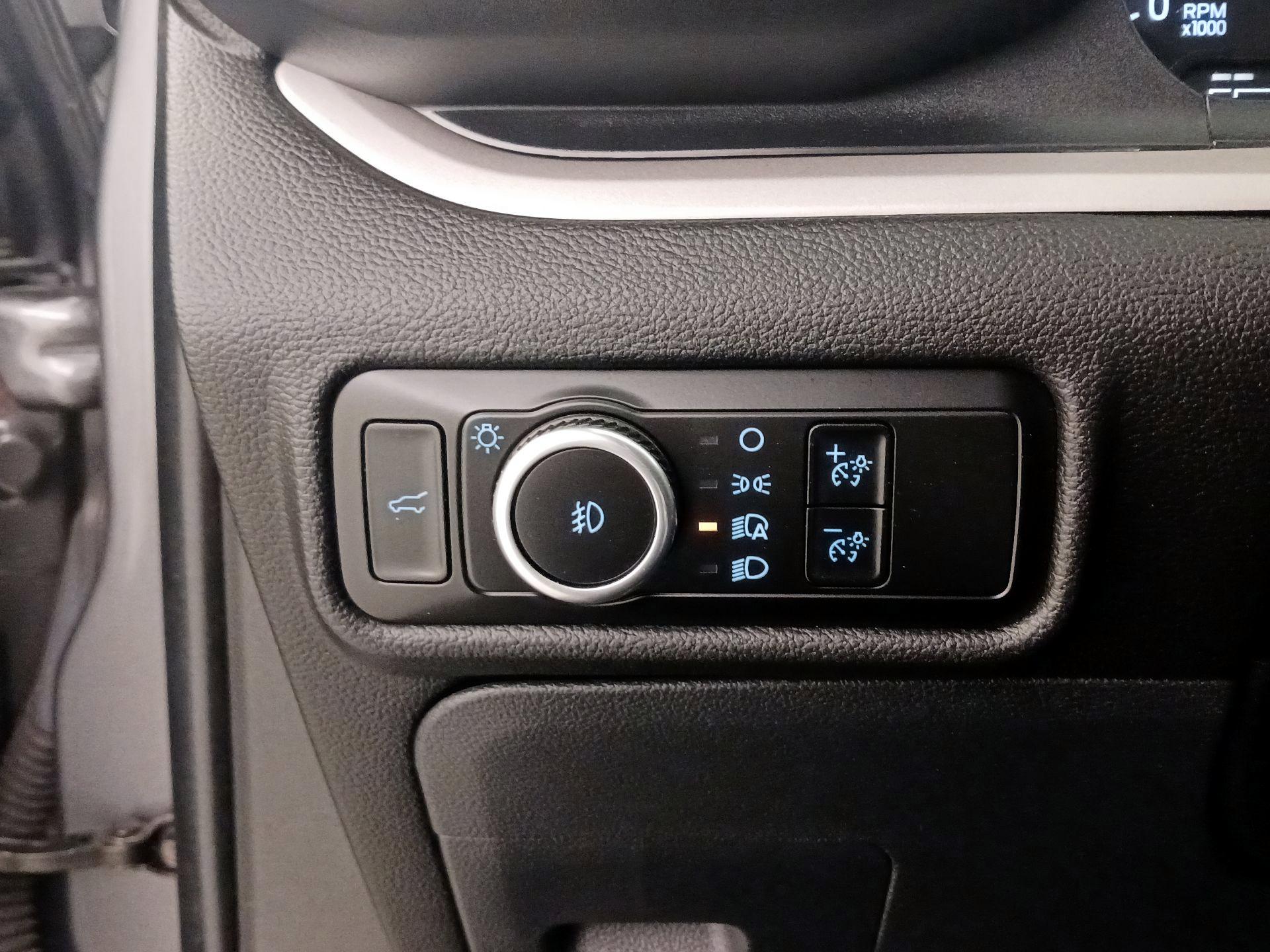 Thumbnail: 2023 Ford Explorer - 13