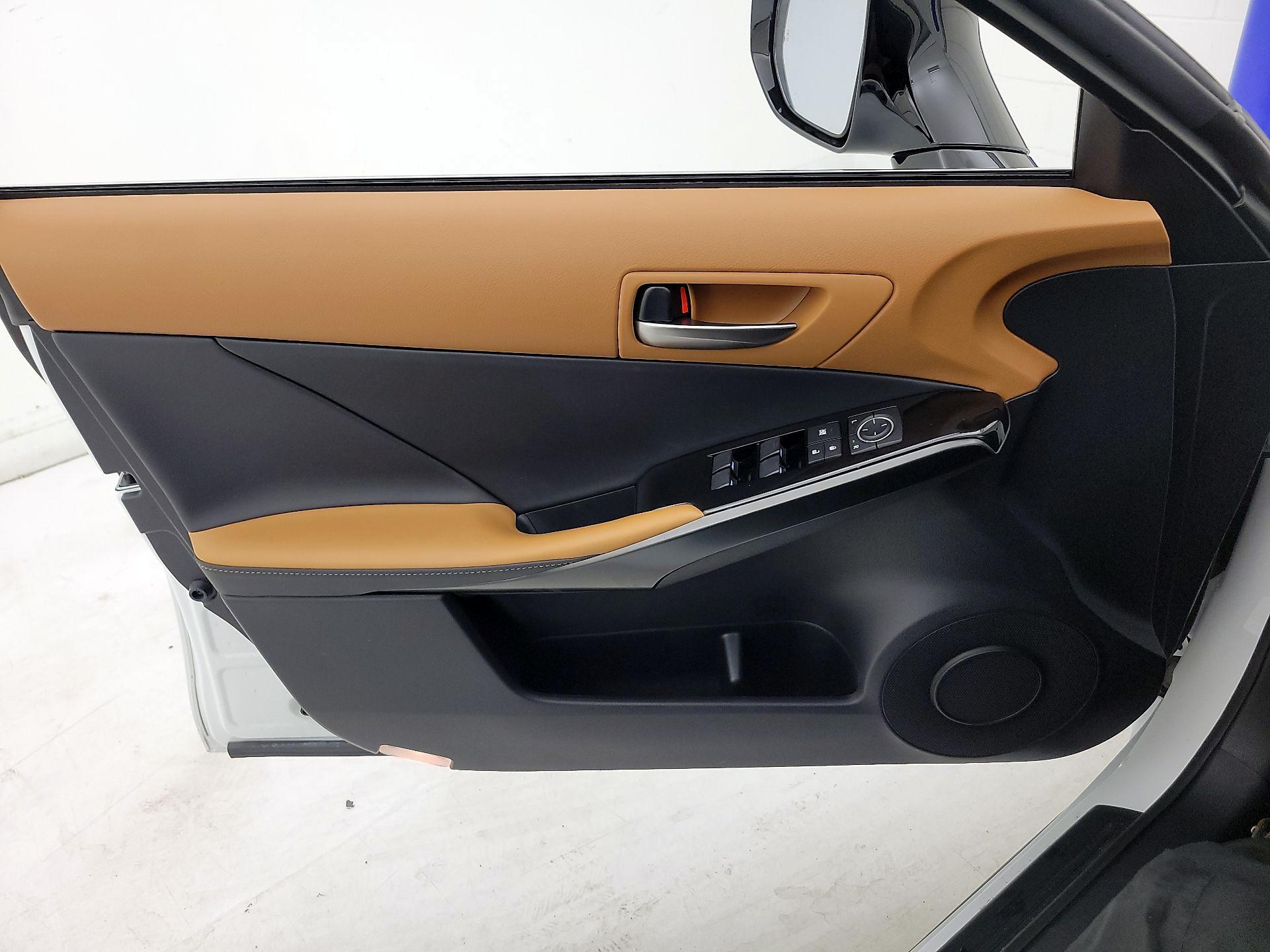 Thumbnail: 2024 Lexus IS - 12