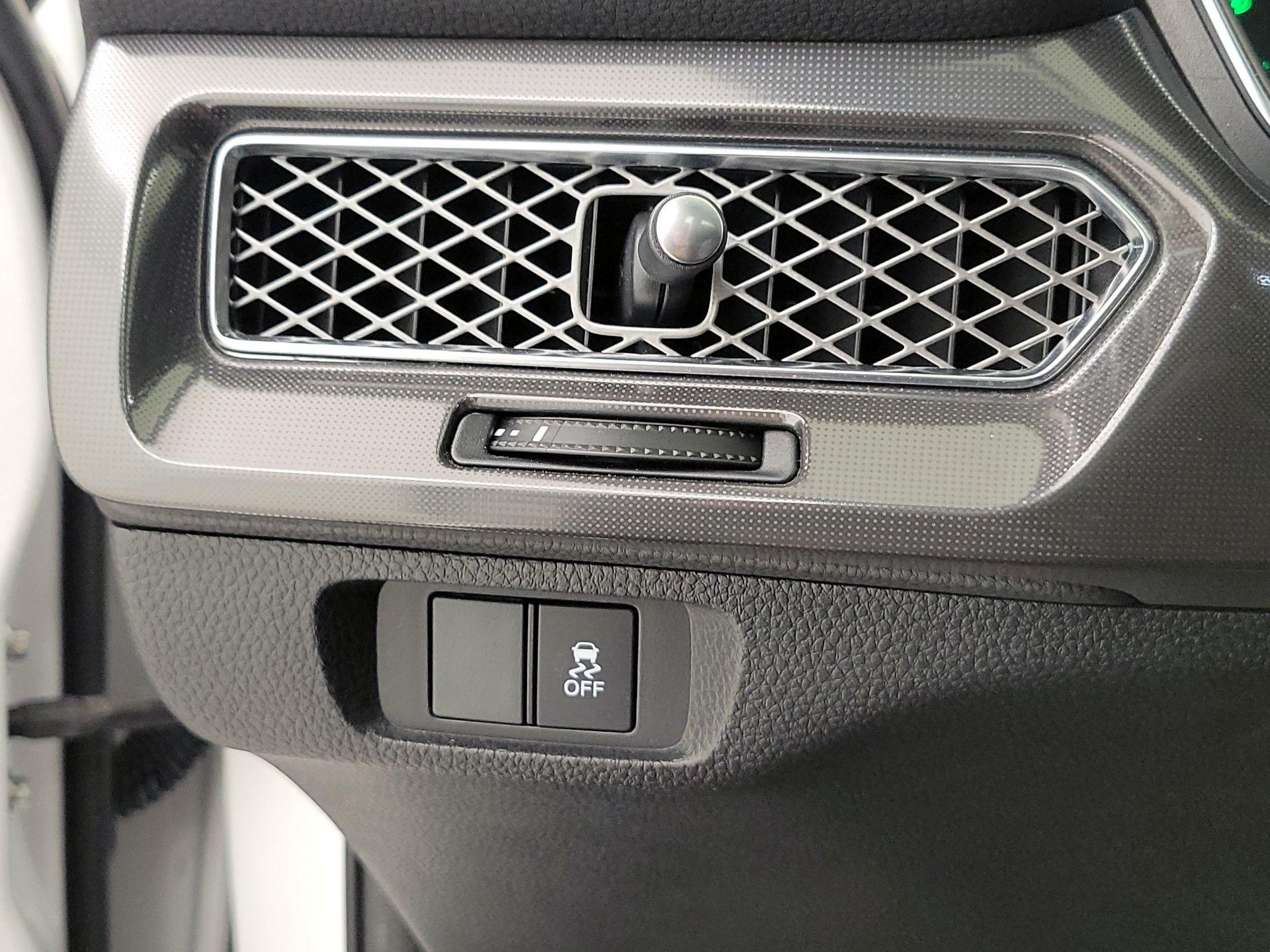 Thumbnail: 2023 Acura Integra - 13