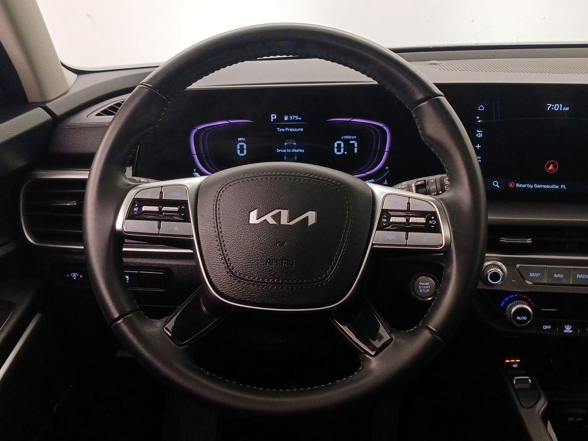 Thumbnail: 2023 Kia Telluride - 10