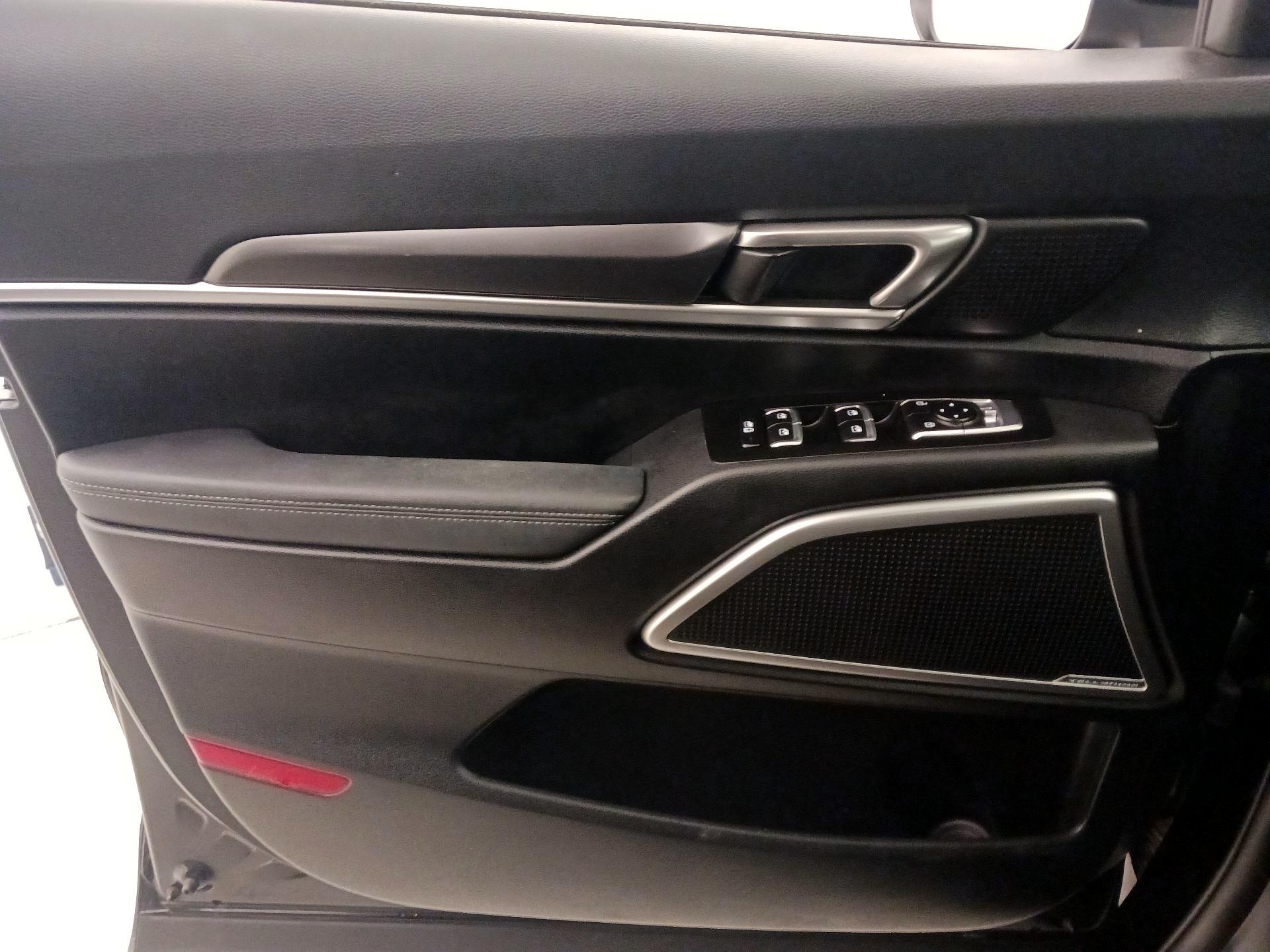 Thumbnail: 2023 Kia Telluride - 12