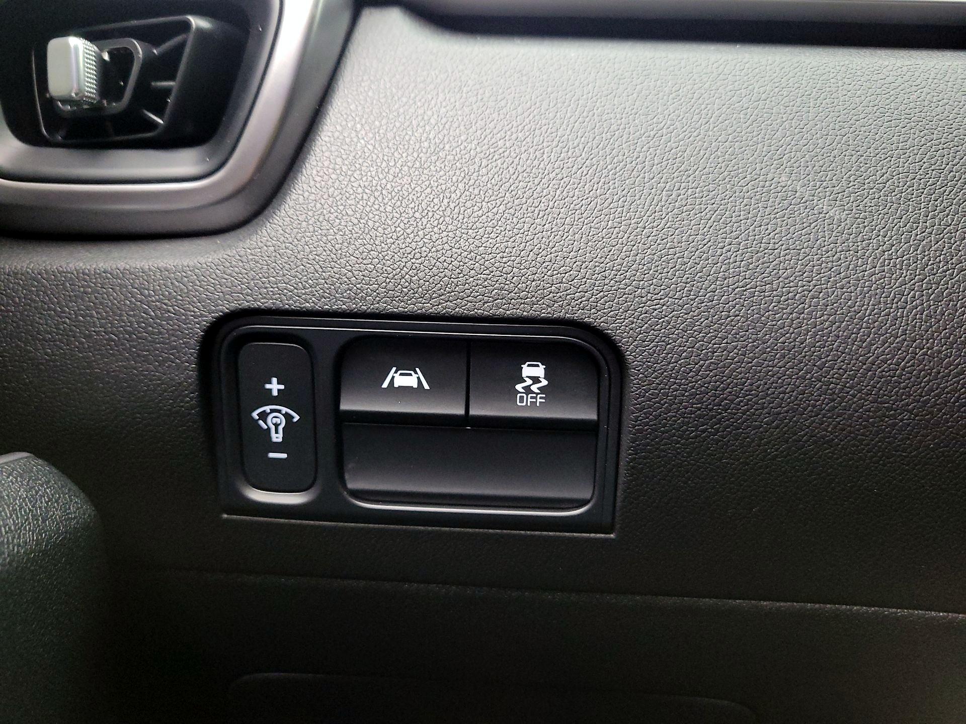 Thumbnail: 2023 Kia Sorento - 13