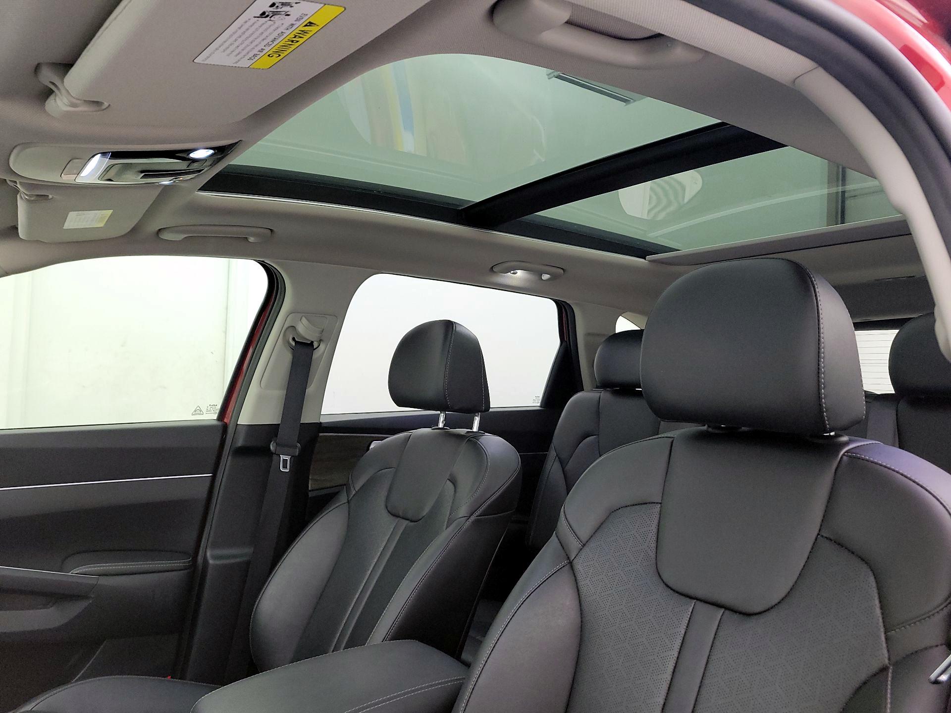 Thumbnail: 2023 Kia Sorento - 20