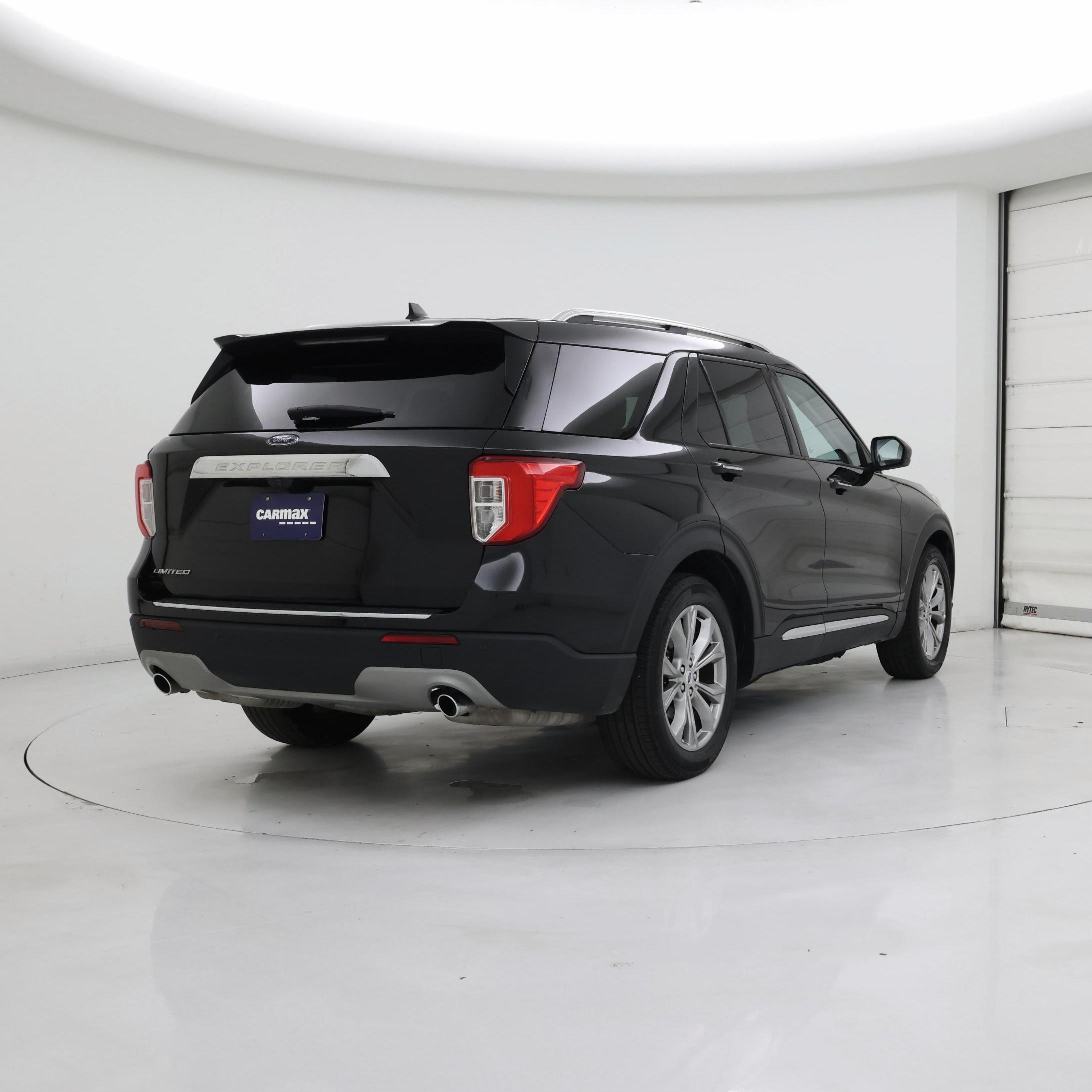 Thumbnail: 2023 Ford Explorer - 8