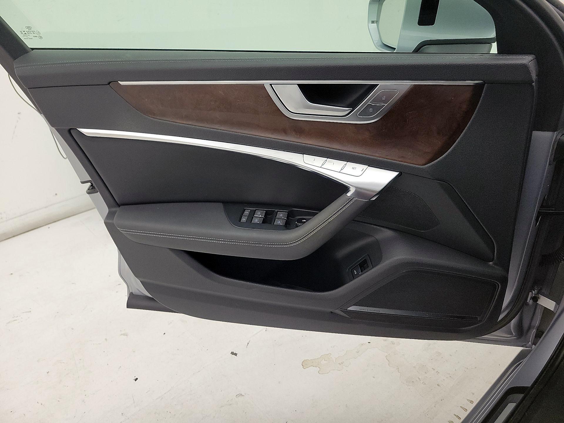 Thumbnail: 2020 Audi A6 - 12