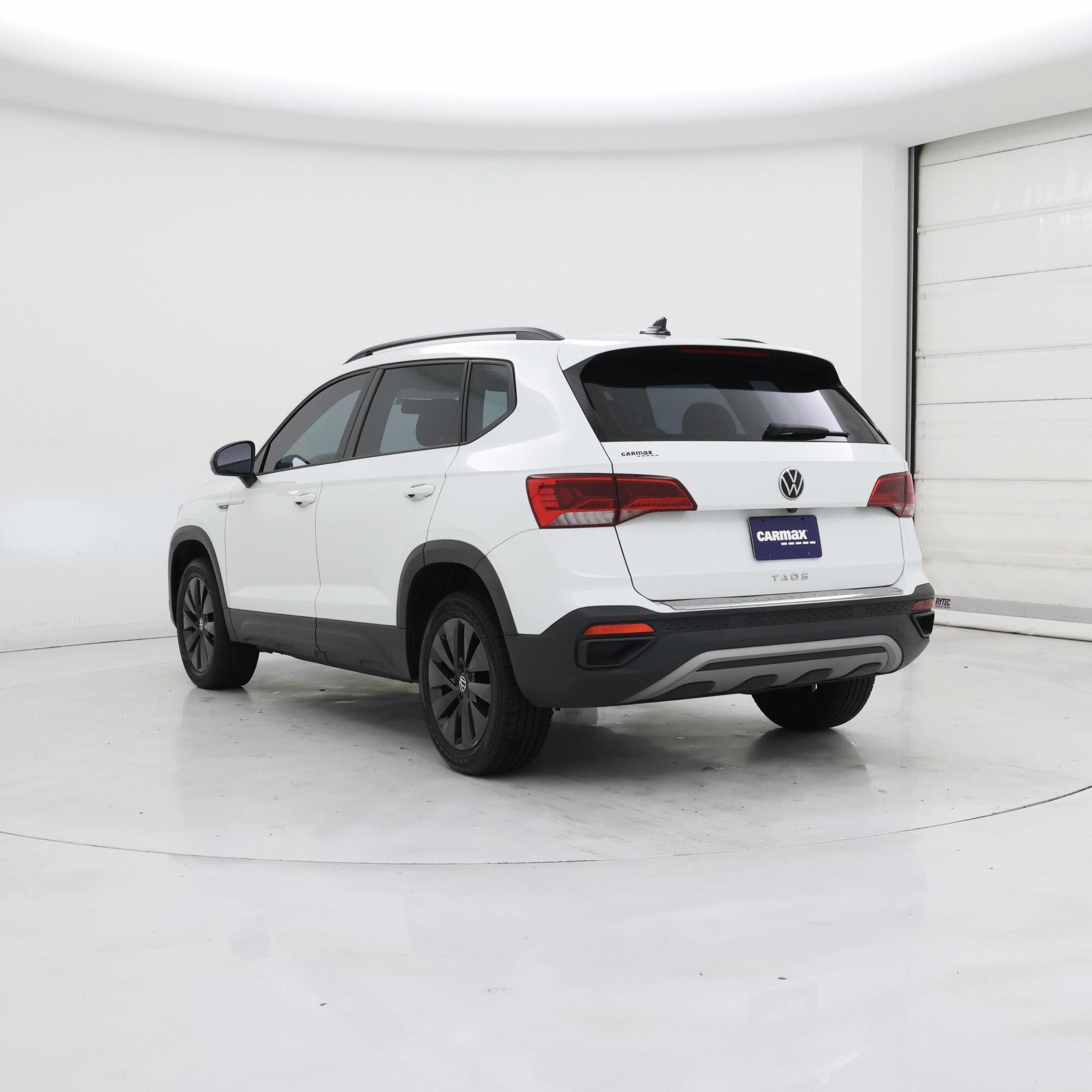 Thumbnail: 2022 Volkswagen Taos - 2