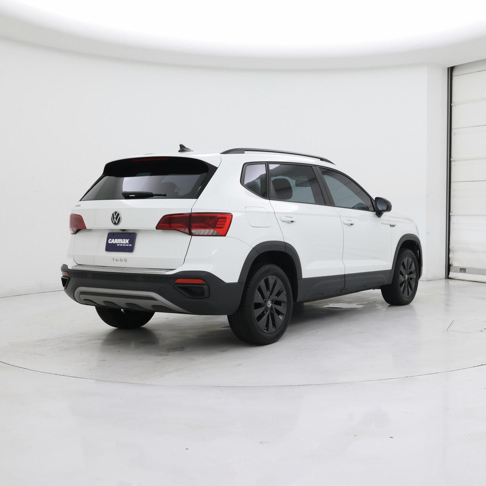 Thumbnail: 2022 Volkswagen Taos - 8