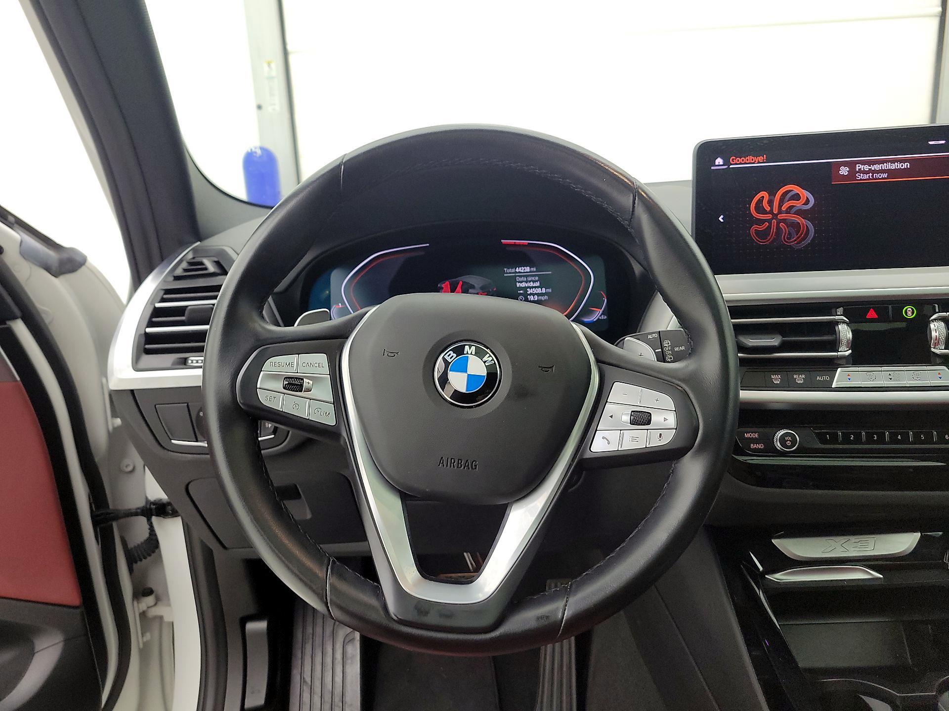 Thumbnail: 2022 BMW X3 - 10