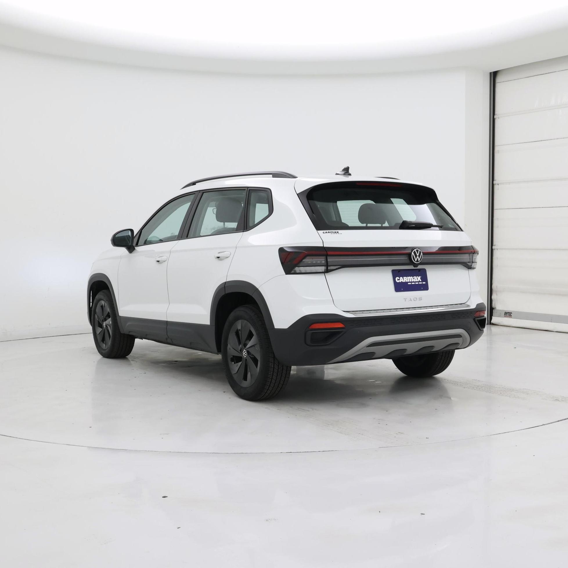 Thumbnail: 2025 Volkswagen Taos - 2