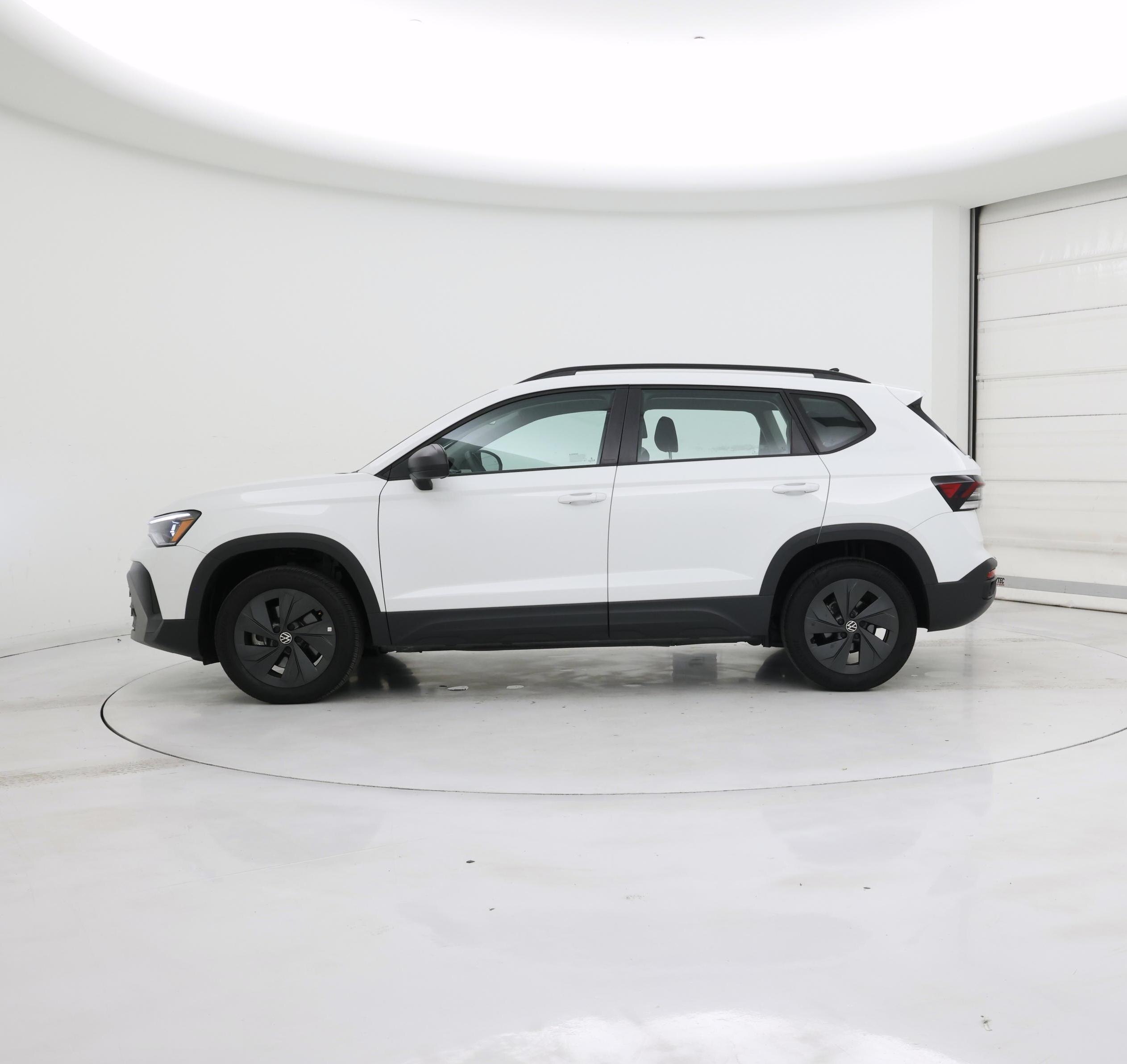 Thumbnail: 2025 Volkswagen Taos - 3
