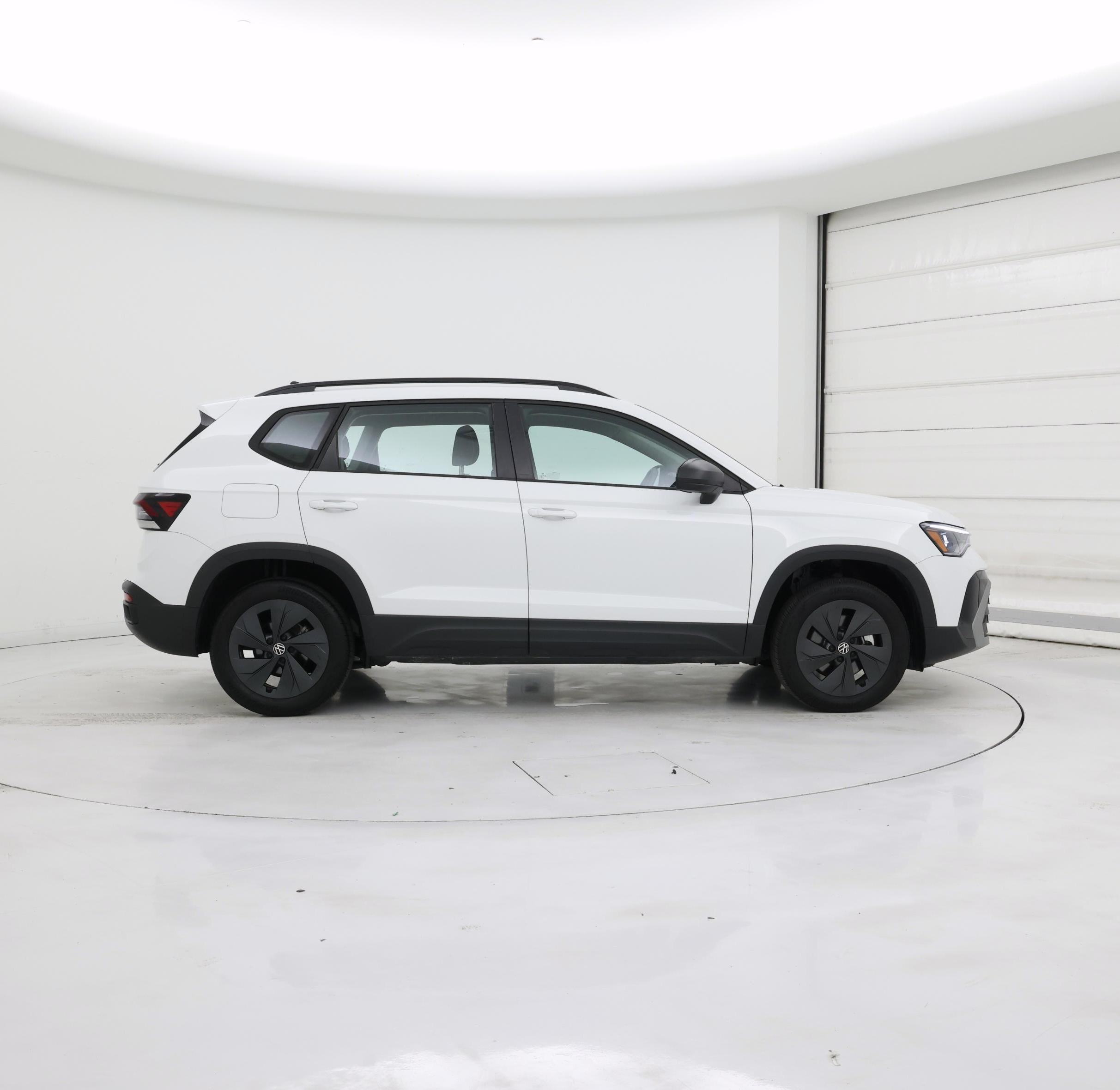 Thumbnail: 2025 Volkswagen Taos - 7
