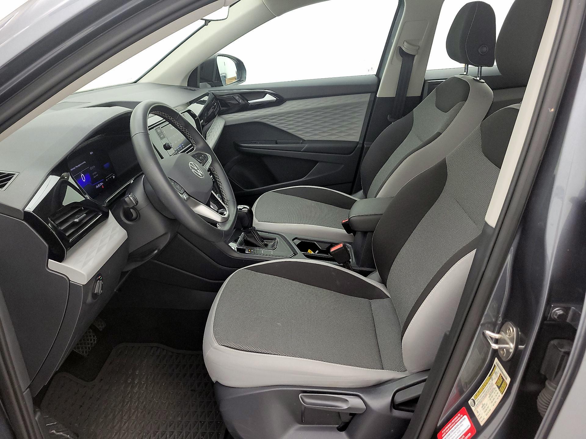 Thumbnail: 2023 Volkswagen Taos - 11