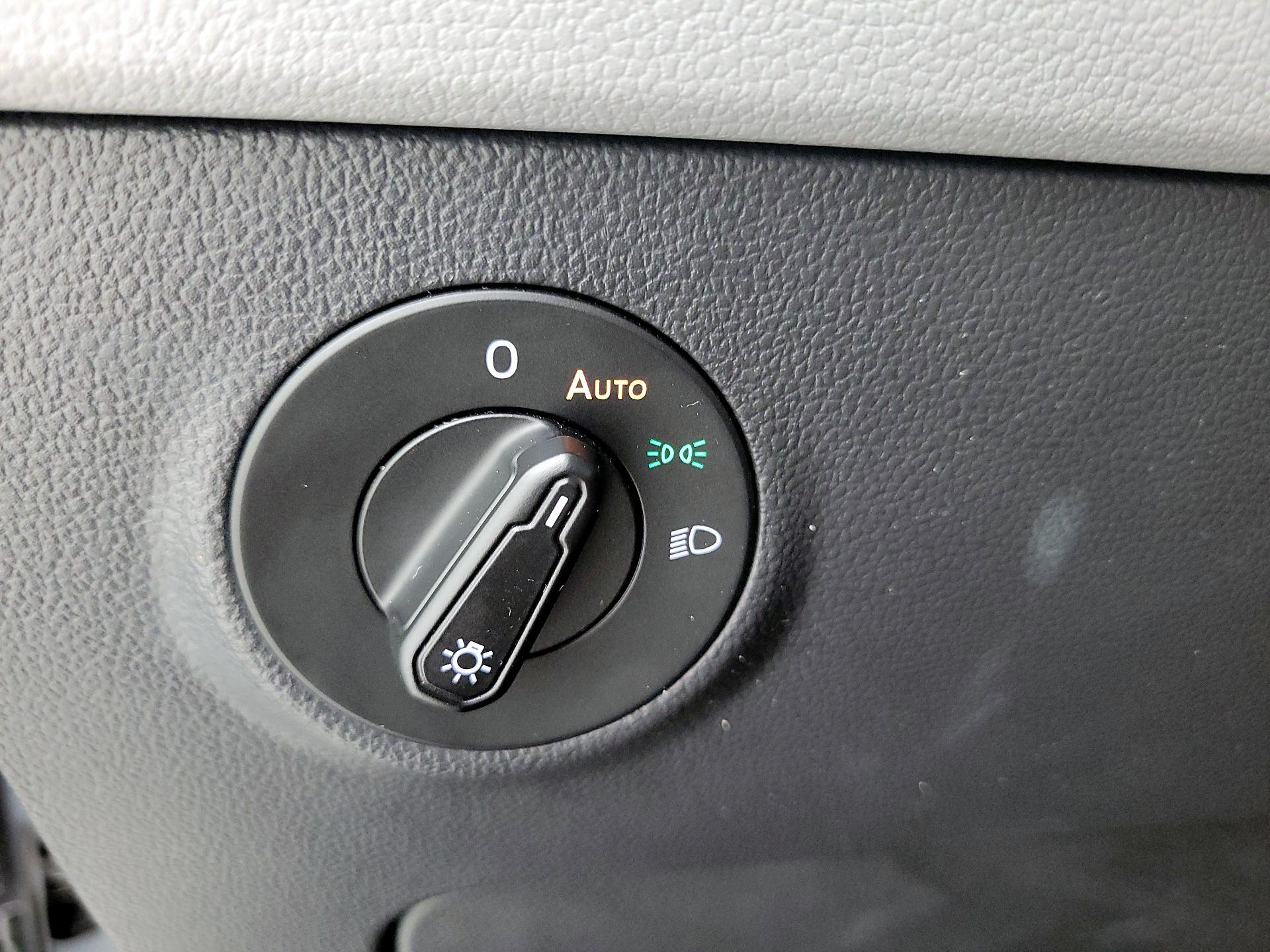 Thumbnail: 2023 Volkswagen Taos - 13