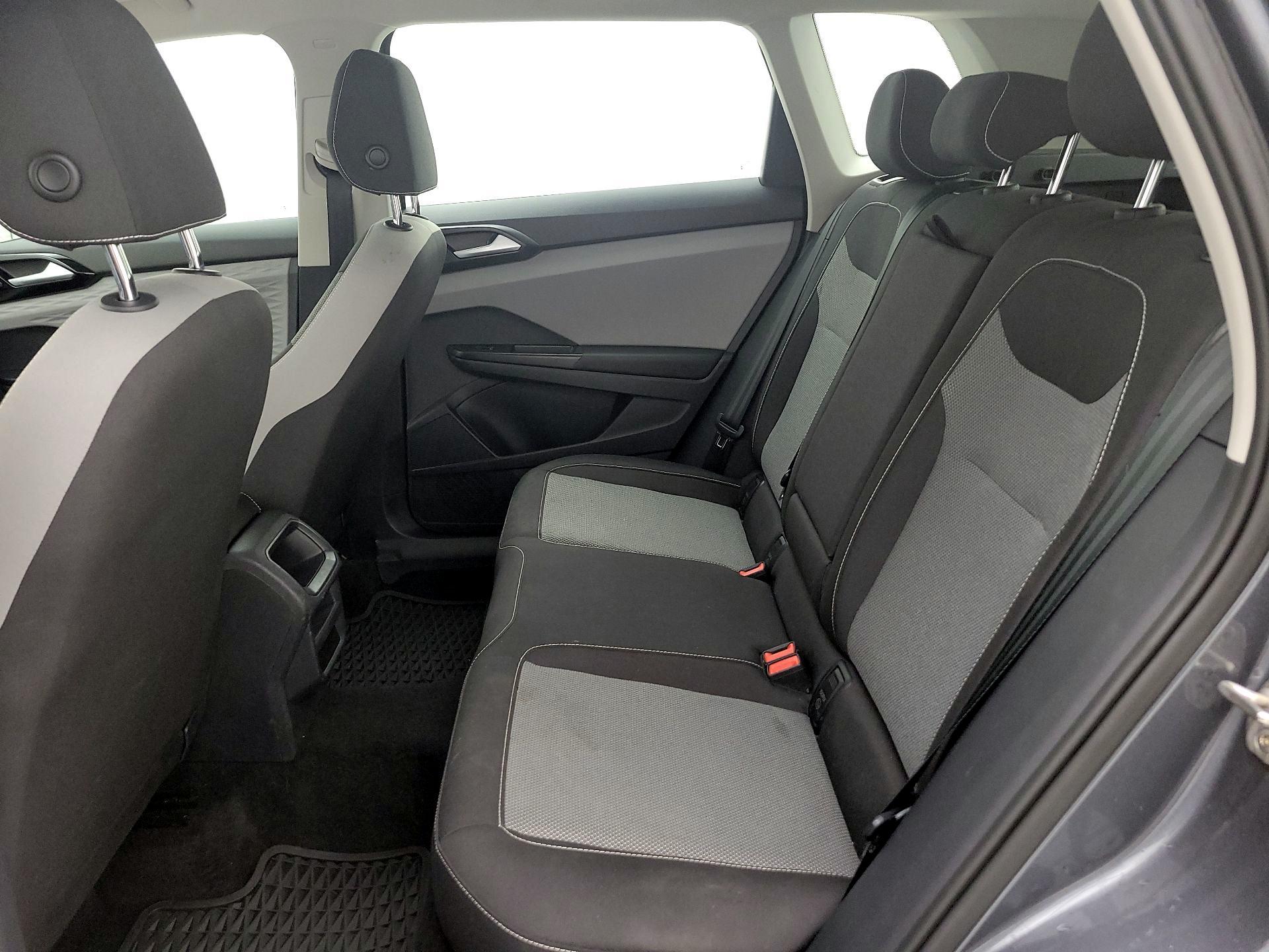 Thumbnail: 2023 Volkswagen Taos - 19